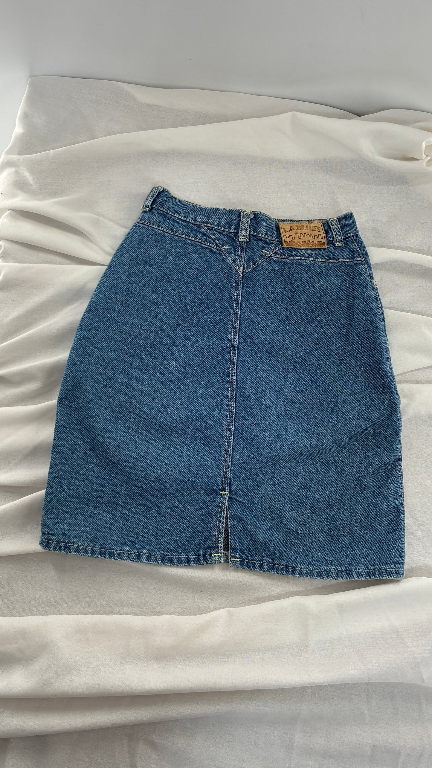Vintage LA BLUES 1990s High Waisted Denim Mini Skirt (XS/S)