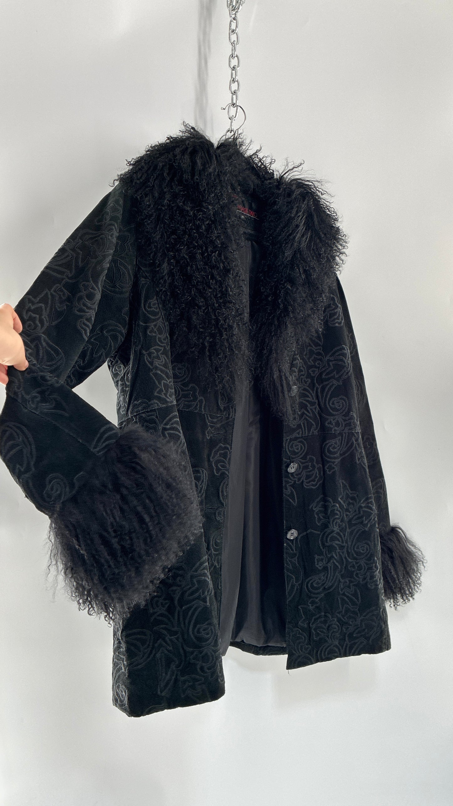 Vintage PHASE TWO Embroidered Black Genuine Suede Leather Coat with Mongolian Fur Collar and Cuffs (XXL)