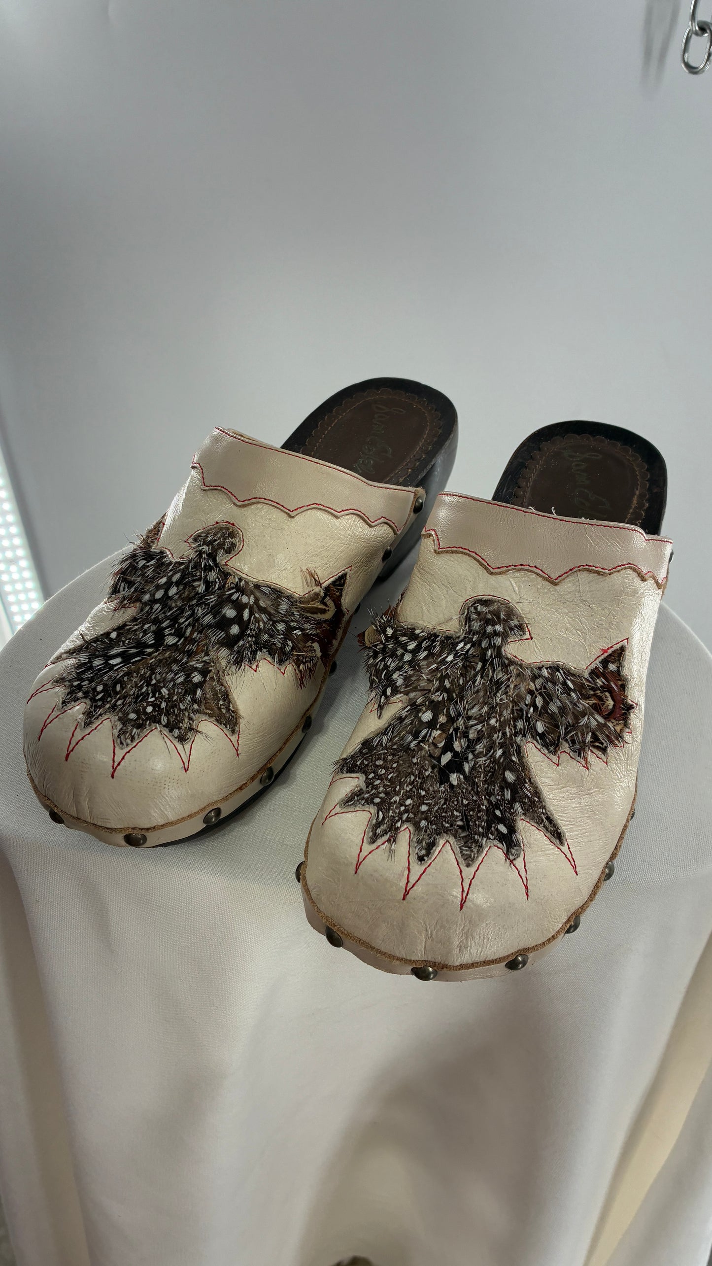 RARE 1970s Vintage SAM EDELMAN Cream Leather Clog with Feathered Phoenix (8)