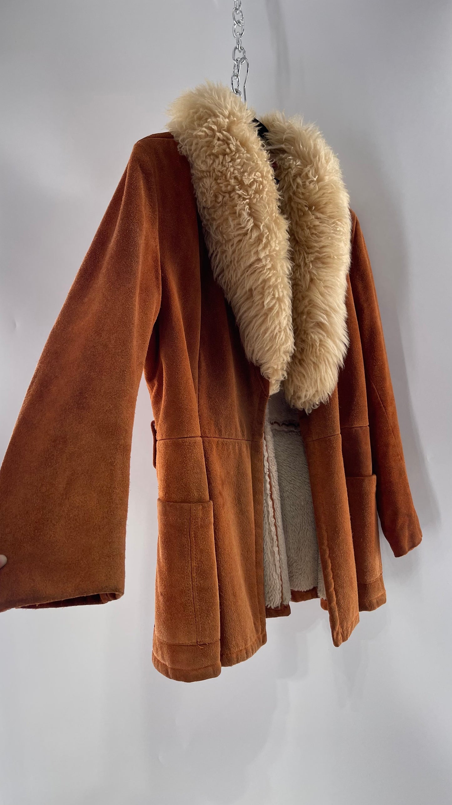 1970s Vintage Burnt Orange Suede Thick Heavy Sherpa Lined Jacket with Genuine Fur Collar (C)(Medium)