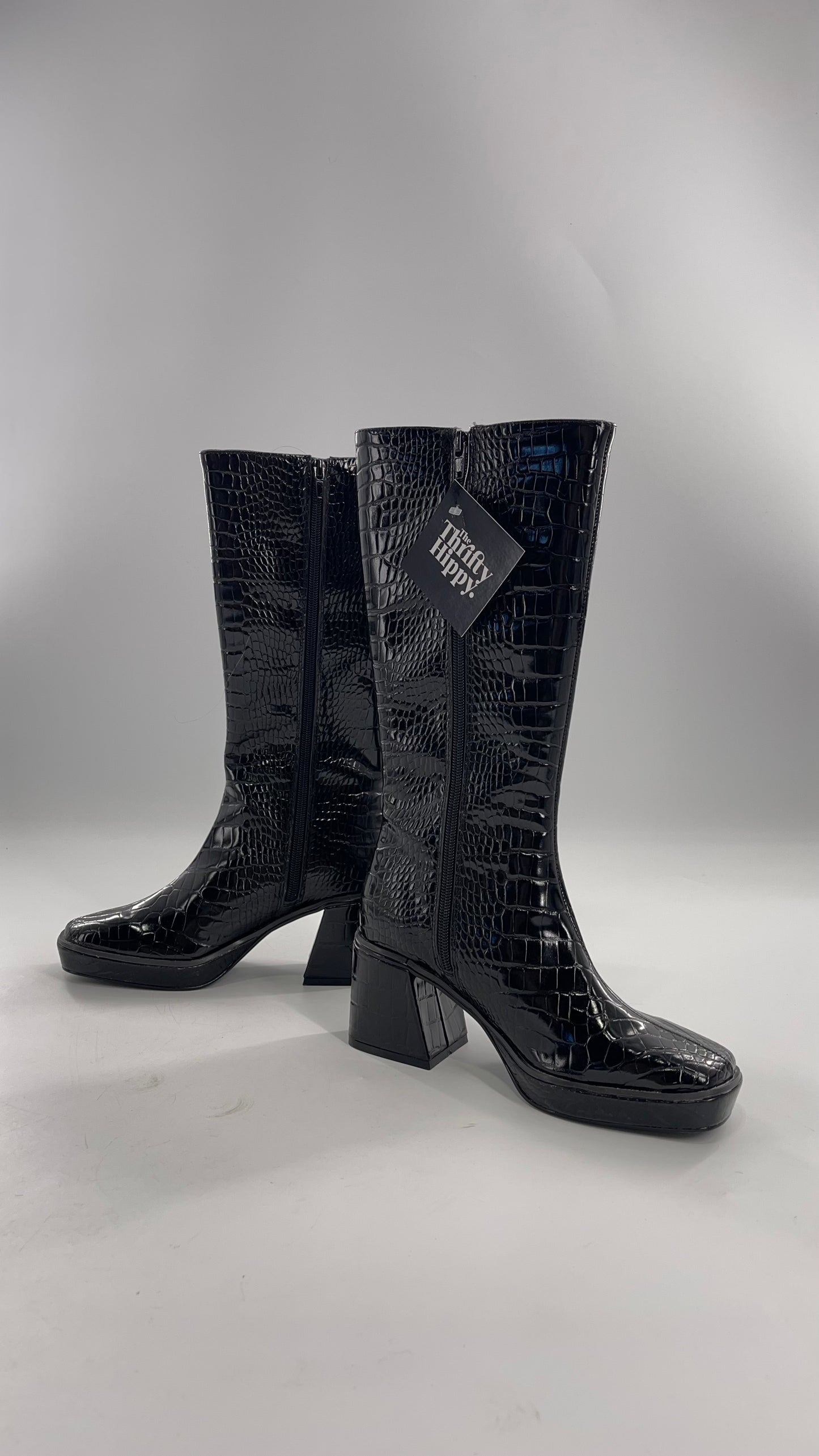 Urban Outfitters Black Crocodile Embossed Knee High Heel Boots (6)