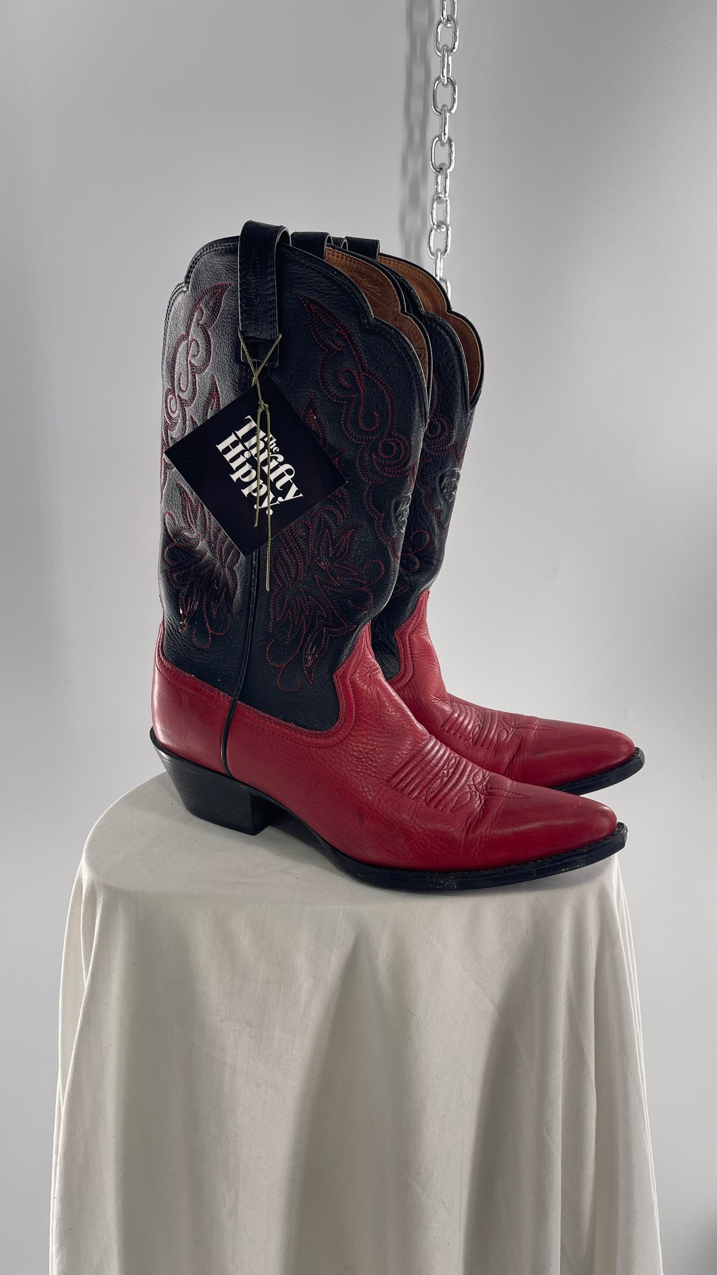 Vintage ARIAT Black and Red Embroidered Cowboy Boots (7.5)