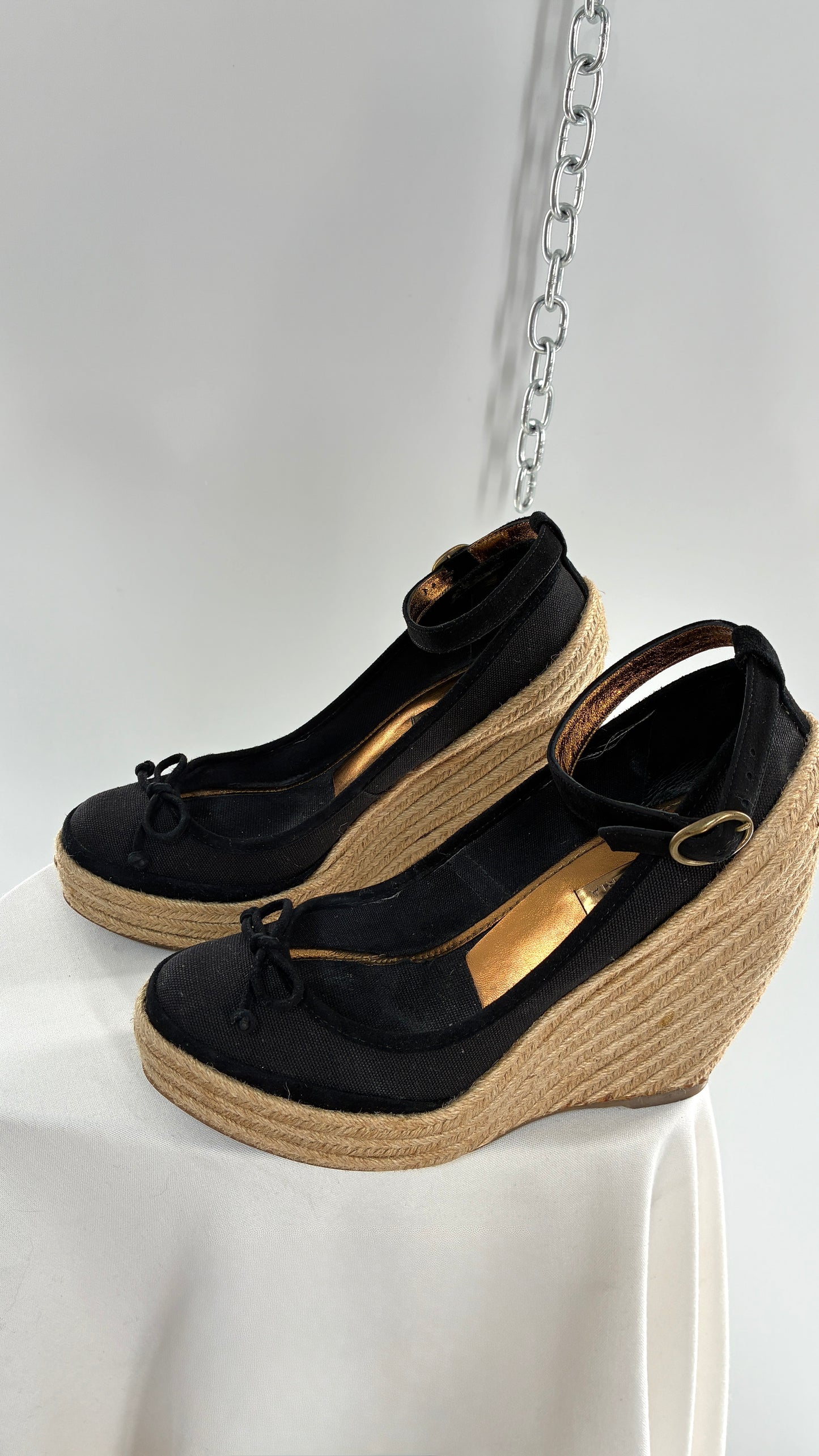 Vintage BCBG MAXAZRIA Black Ballet Wicker Wedge Heels Made in Spain (7)