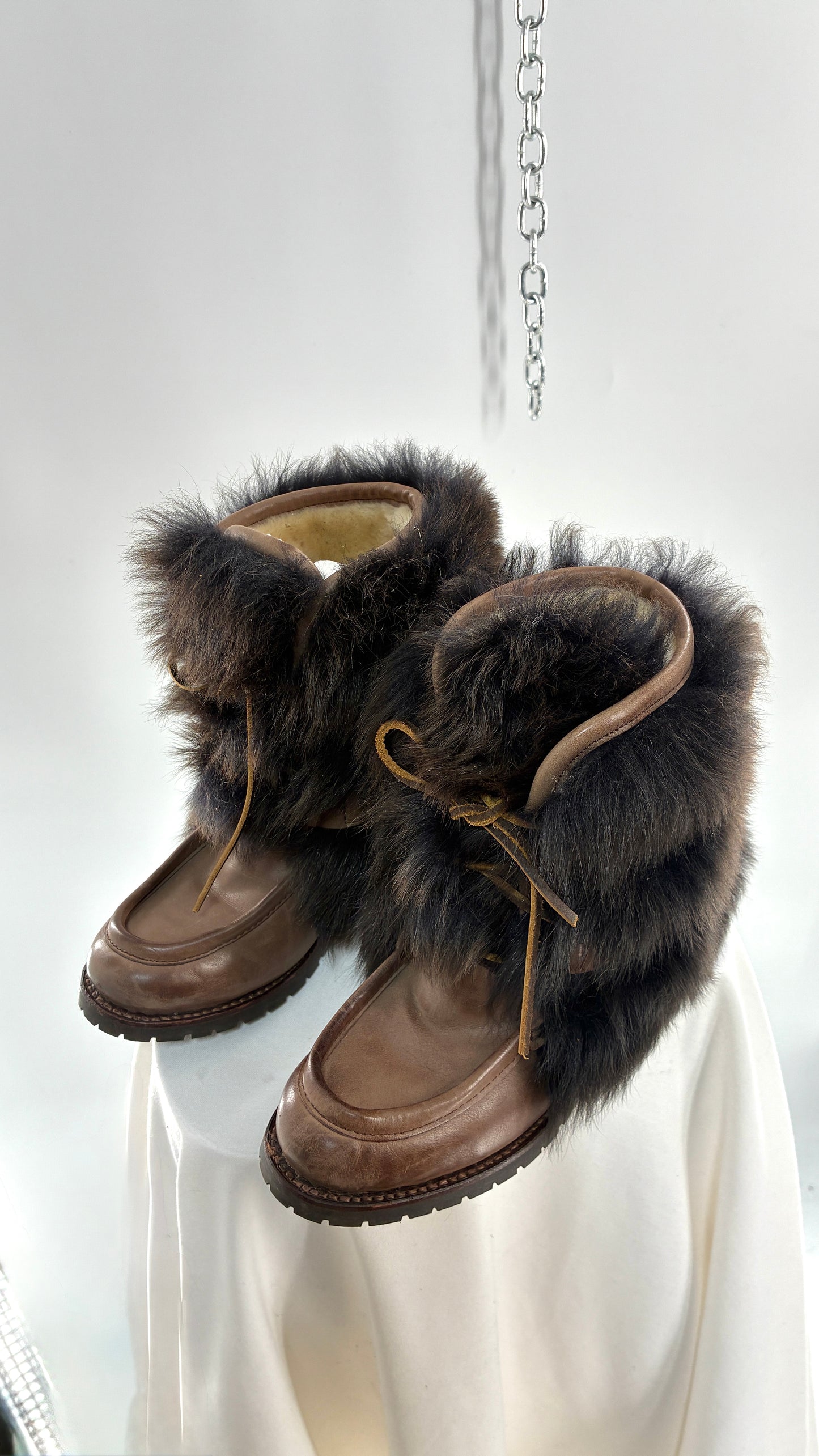 Vintage AERIN Apres Ski Brown Leather Boots with Genuine Fur and Shearling Lining (7)
