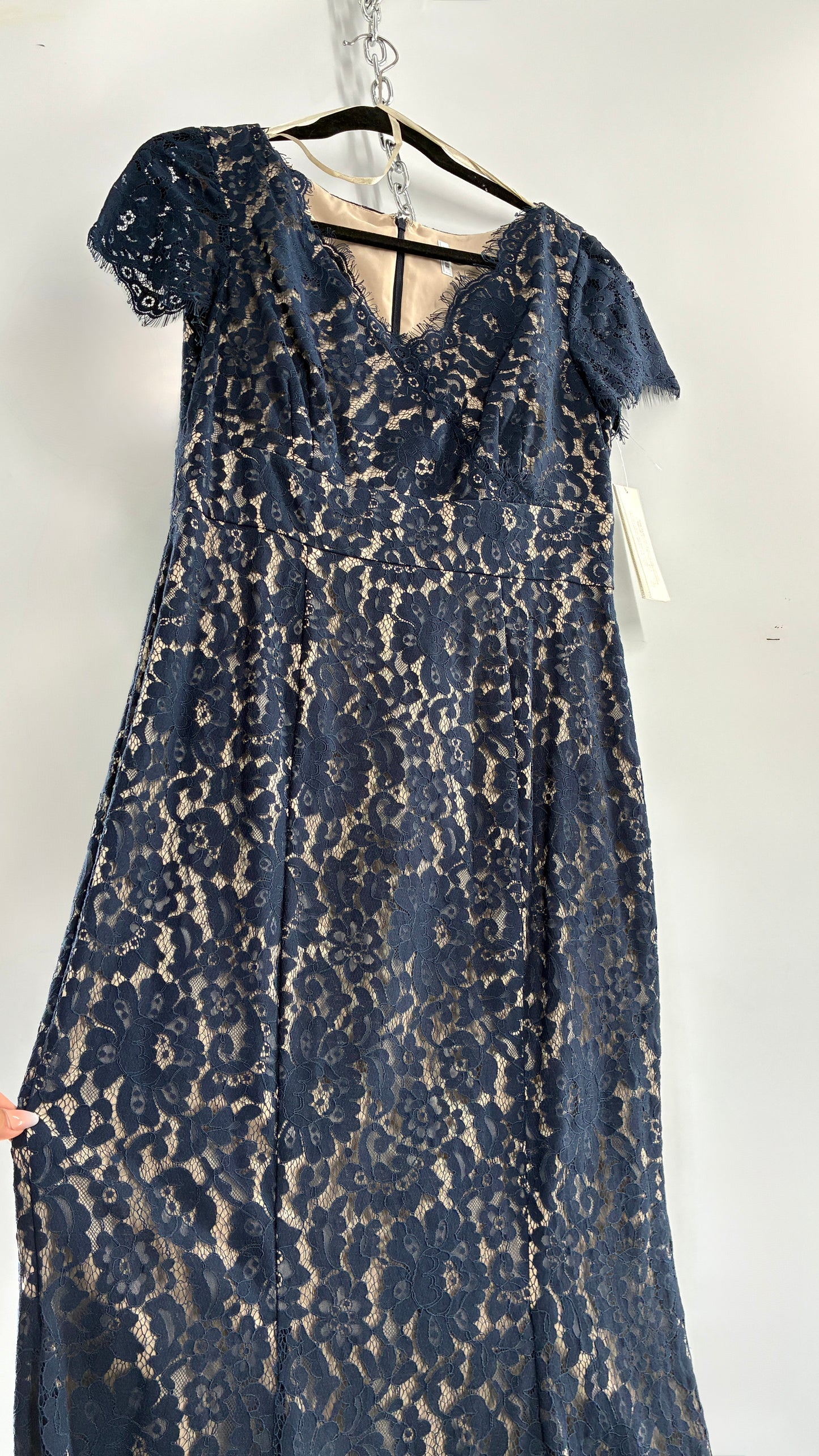 Deadstock Vintage ELIZA J Navy Blue Overlay Lace Full Length Mermaid Style Gown (8)