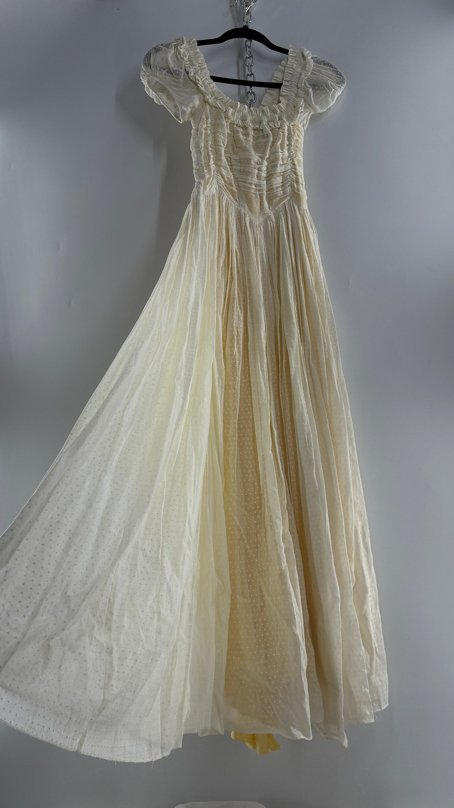 Vintage 1970s Off White Cotton Handmade Maxi Dress with Ruched Bodice, Puff Sleeves, and Polka Dot Texture (XS/S)