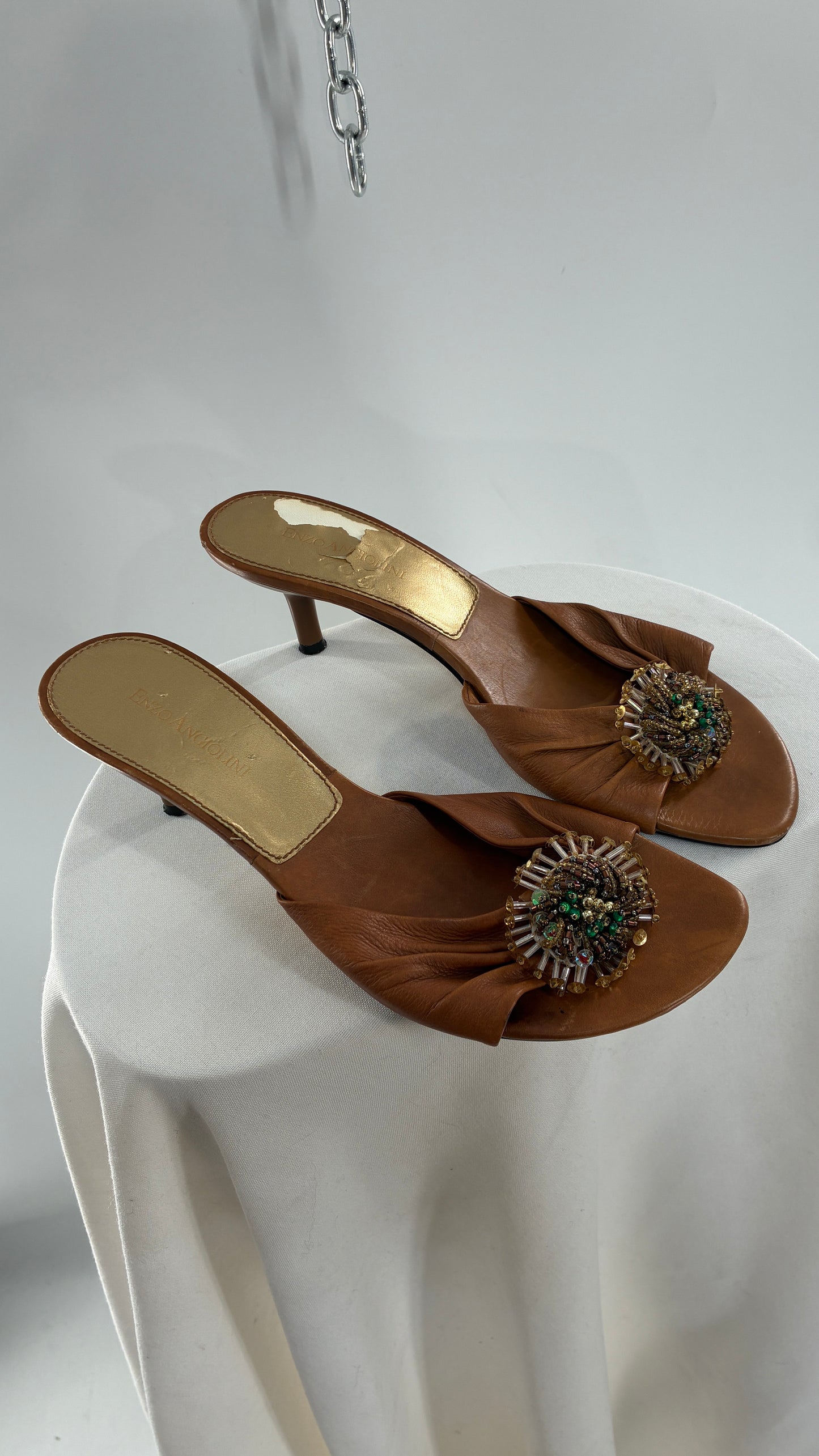 Vintage ENZO ANGIOLINI Brown Leather Kitten Heel Sandal with Beaded Details (7.5)