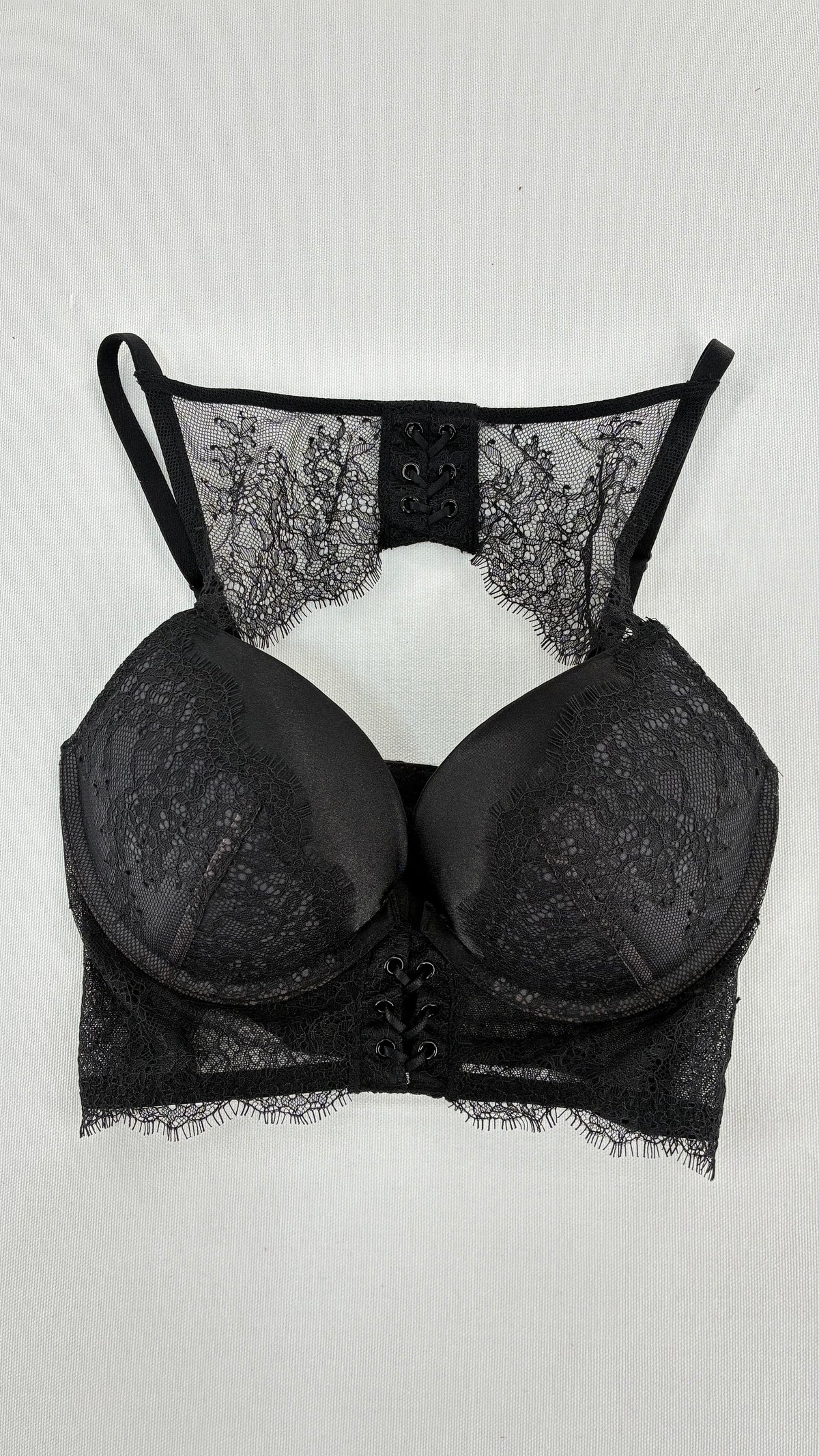 Vintage VICTORIA’S SECRET Black Push Up Bralette with Lace Neckline (32C)