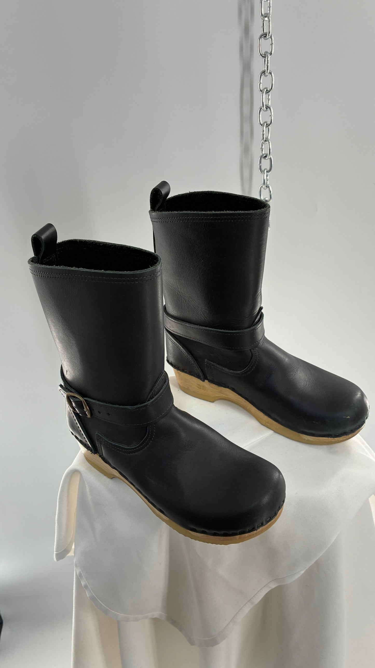Vintage SVEN Swedish Thick Leather Black Clog Boots with Wooden Sole (38)