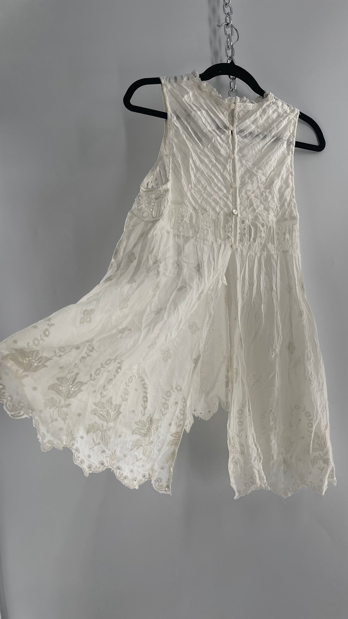 Free People White Cotton Eyelet Embroidered Lace Tank with Pleating, Buttoned and Slit Back (Small)