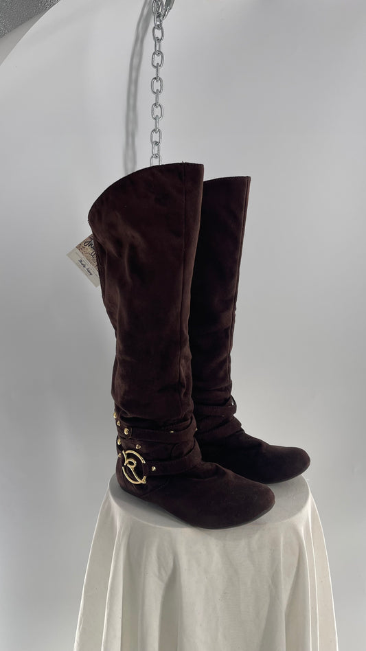 Vintage ROCAWEAR 2000s Brown Strappy, Studded, Slouchy Boots with Gold Logo Hardware (7)