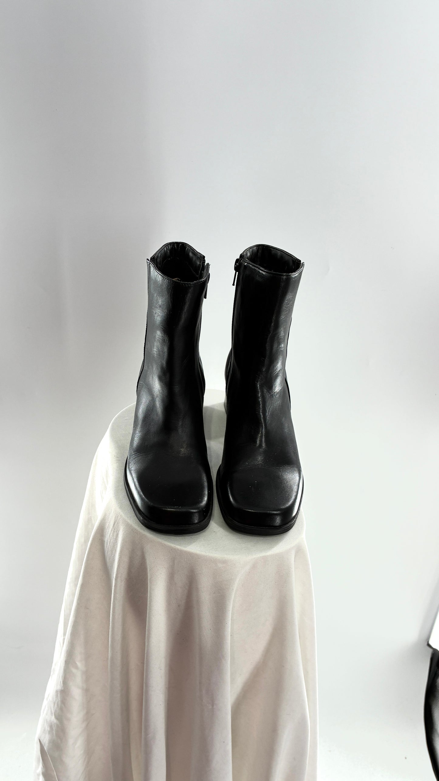 Vintage Naturalizer Black Square Toe Genuine Leather Block Heel Boots Made in Brazil (8)