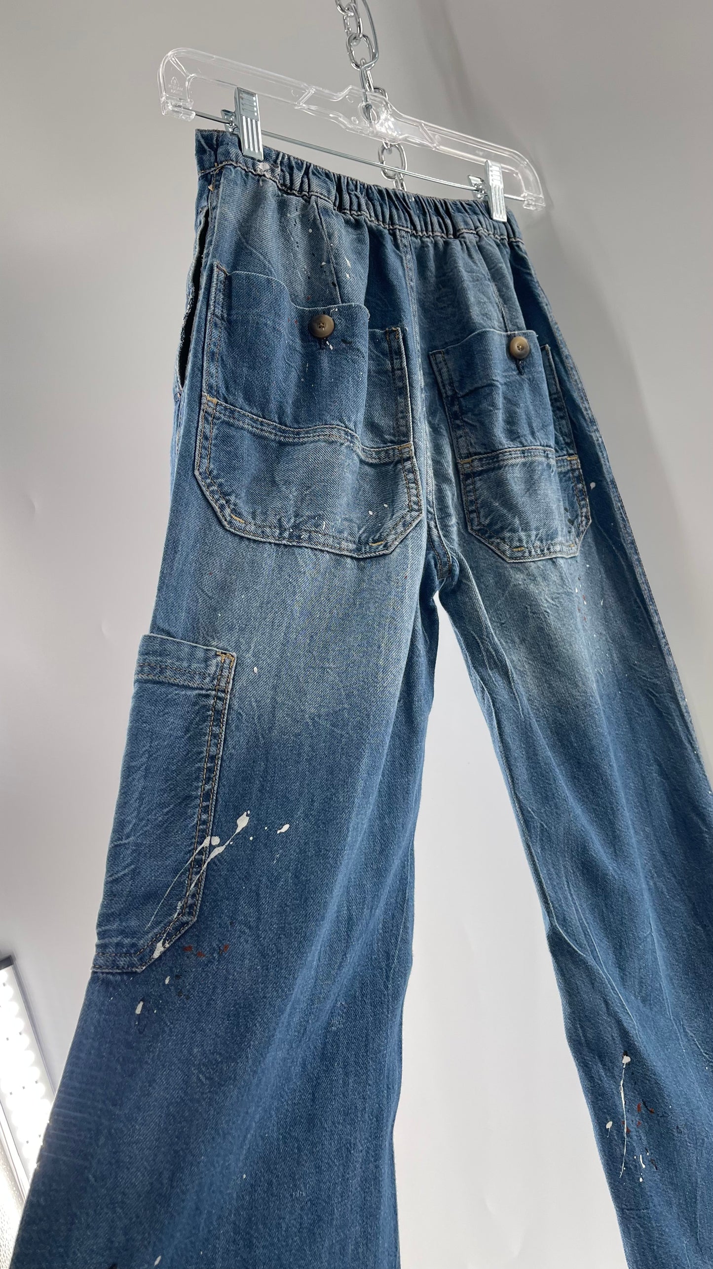 Free People Paint Splash Cargo/Carpenter Starving Artist Slouchy Medium Wash Jeans (24)