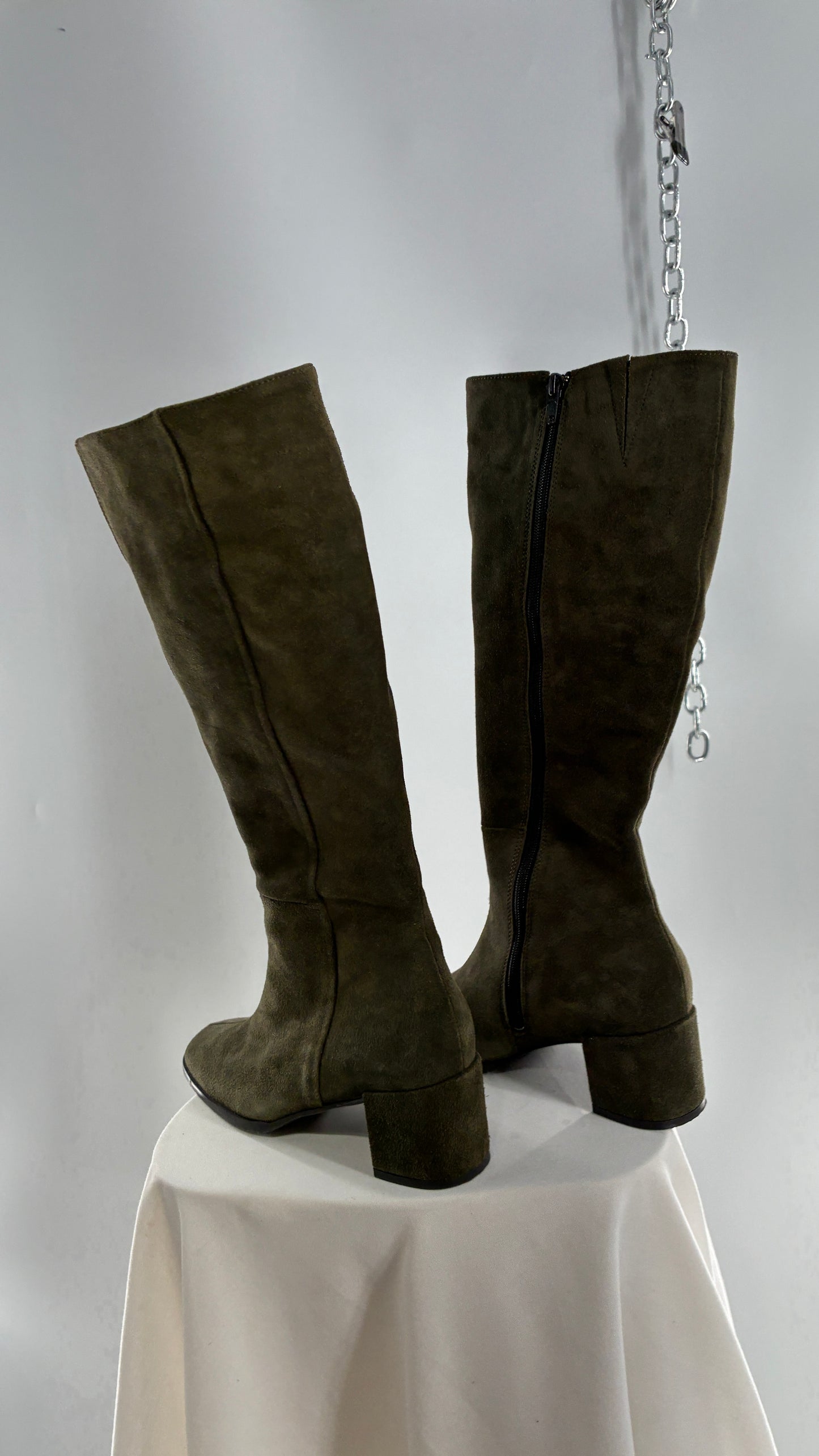 Vintage ERIC MICHAEL Olive Green Suede Boots Square Toe Knee High Boots (36)