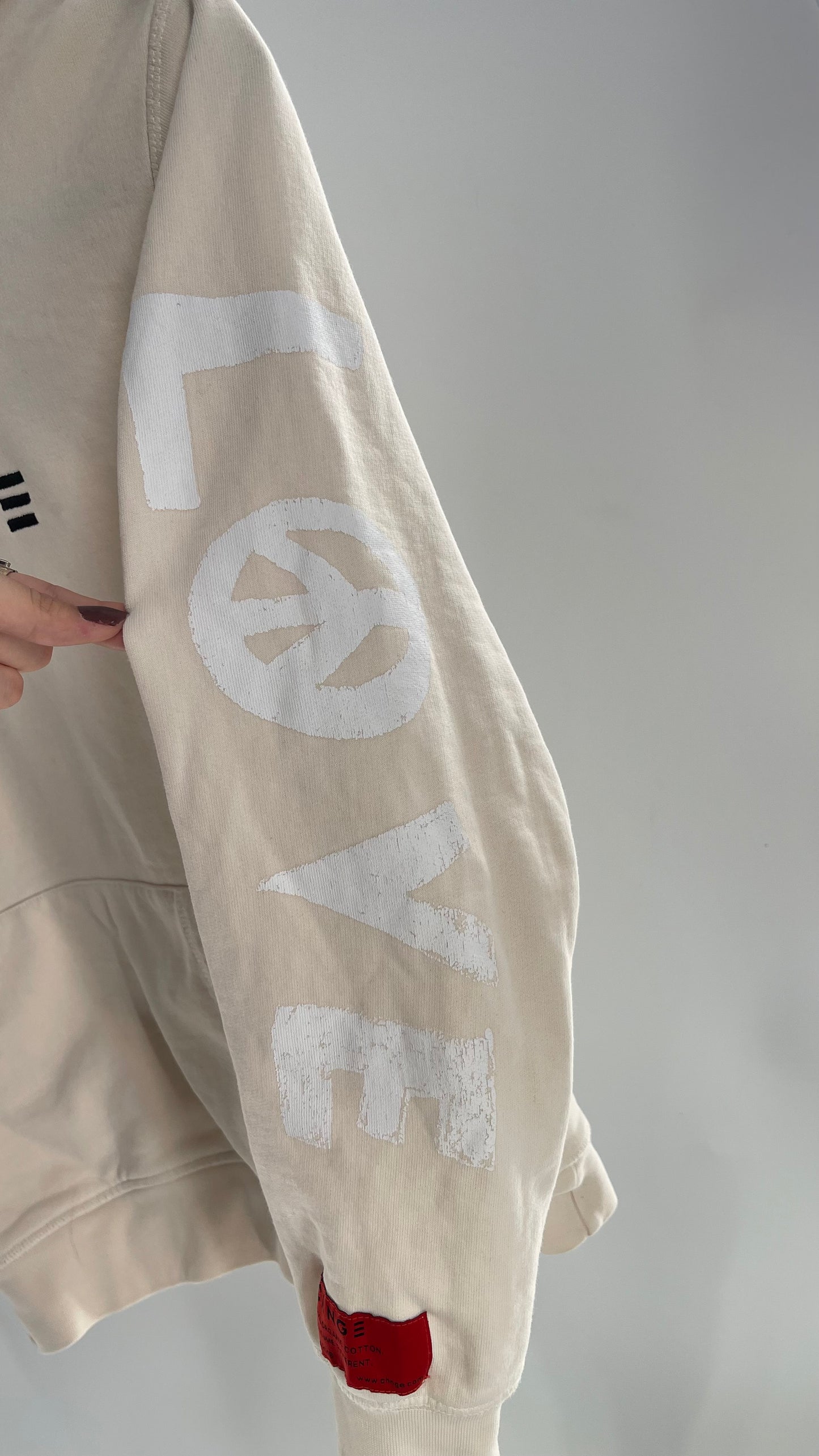 CHANGE Off White Embroidered Graphic Hoodie (Small)