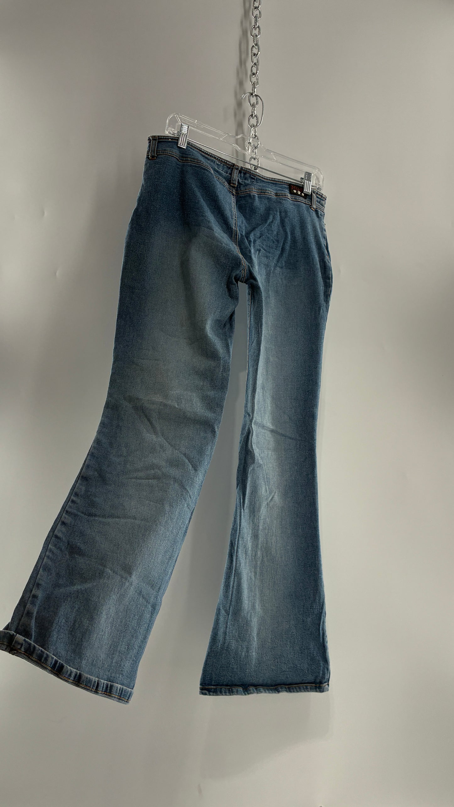 Vintage MUDD Light Wash, Low Rise Jeans with Grommet Waistband and Embroidered Florals (11)