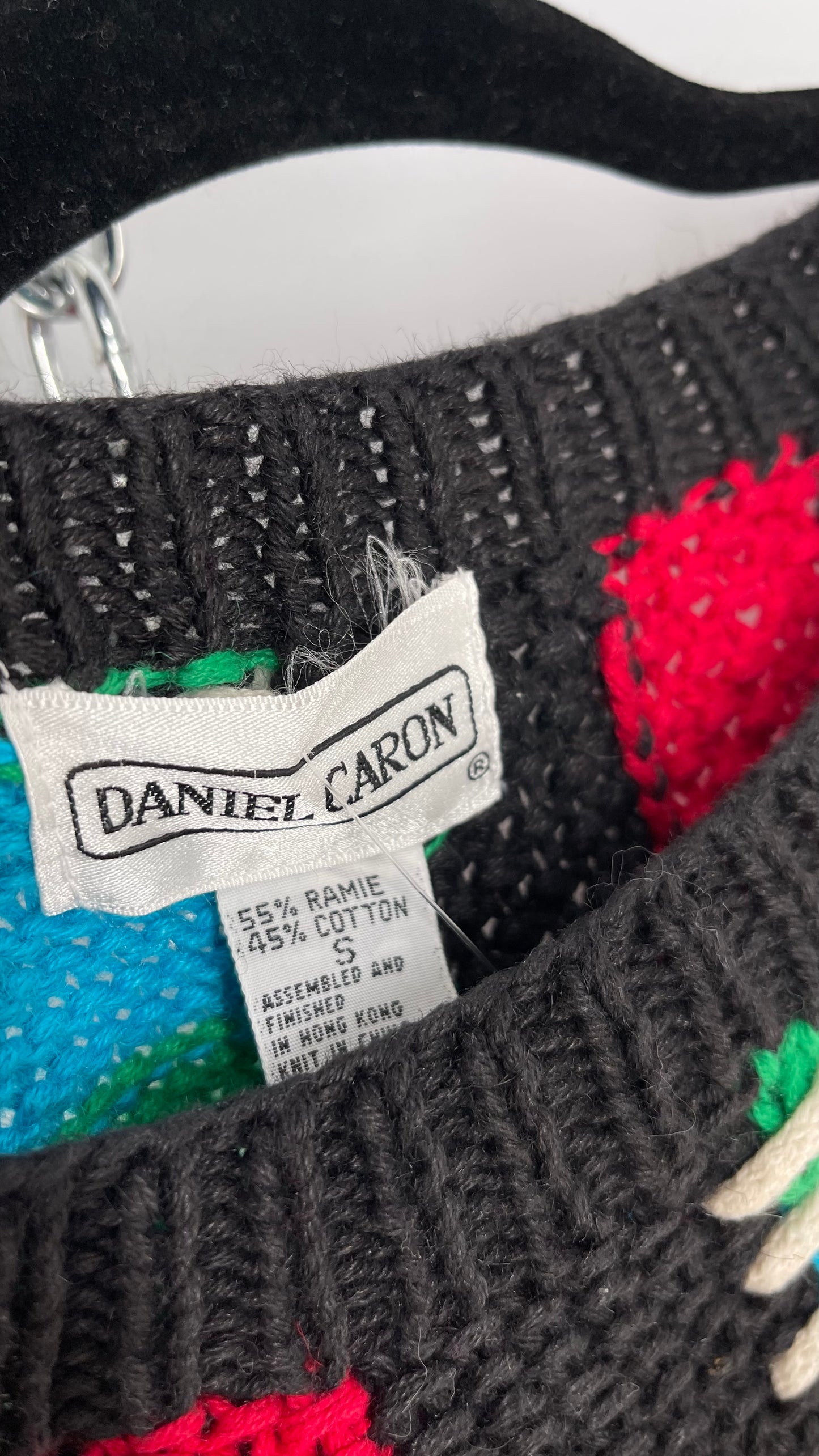 Vintage Daniel Caron Abstract 55% Ramie Argyle Stripes Sweater (Small)