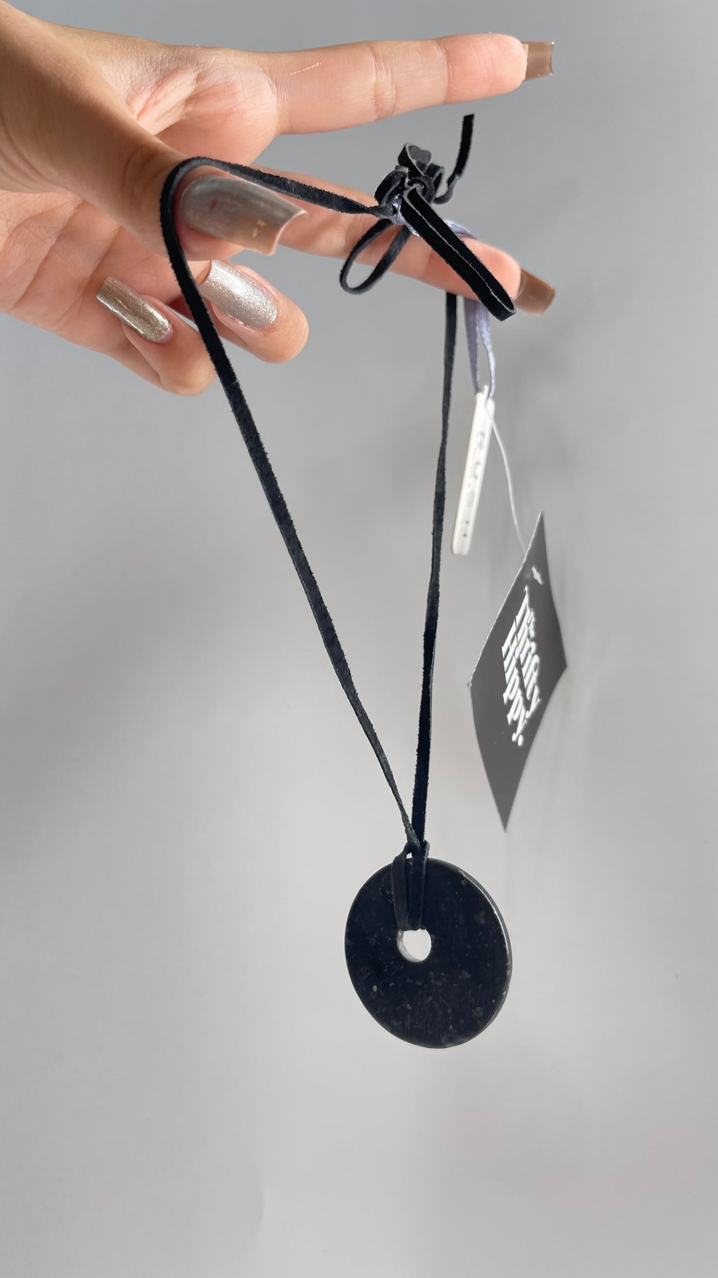 Deadstock Vintage Black Circular Stone Pendant Necklace Adjustable Length