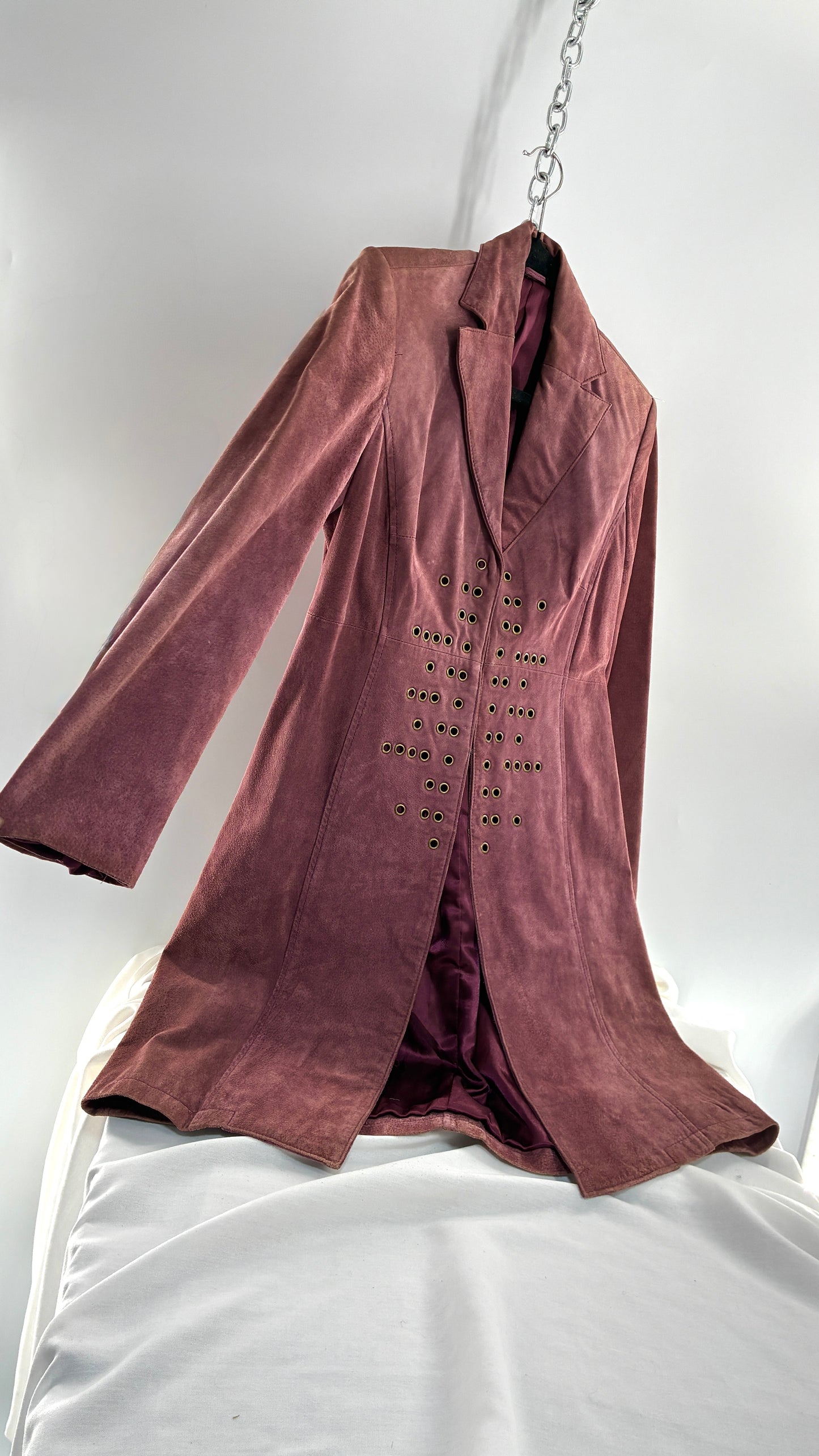 Vintage BANDOLINO Genuine Suede Dusty Mauve Coat with Gold Grommet Detailing (Small)