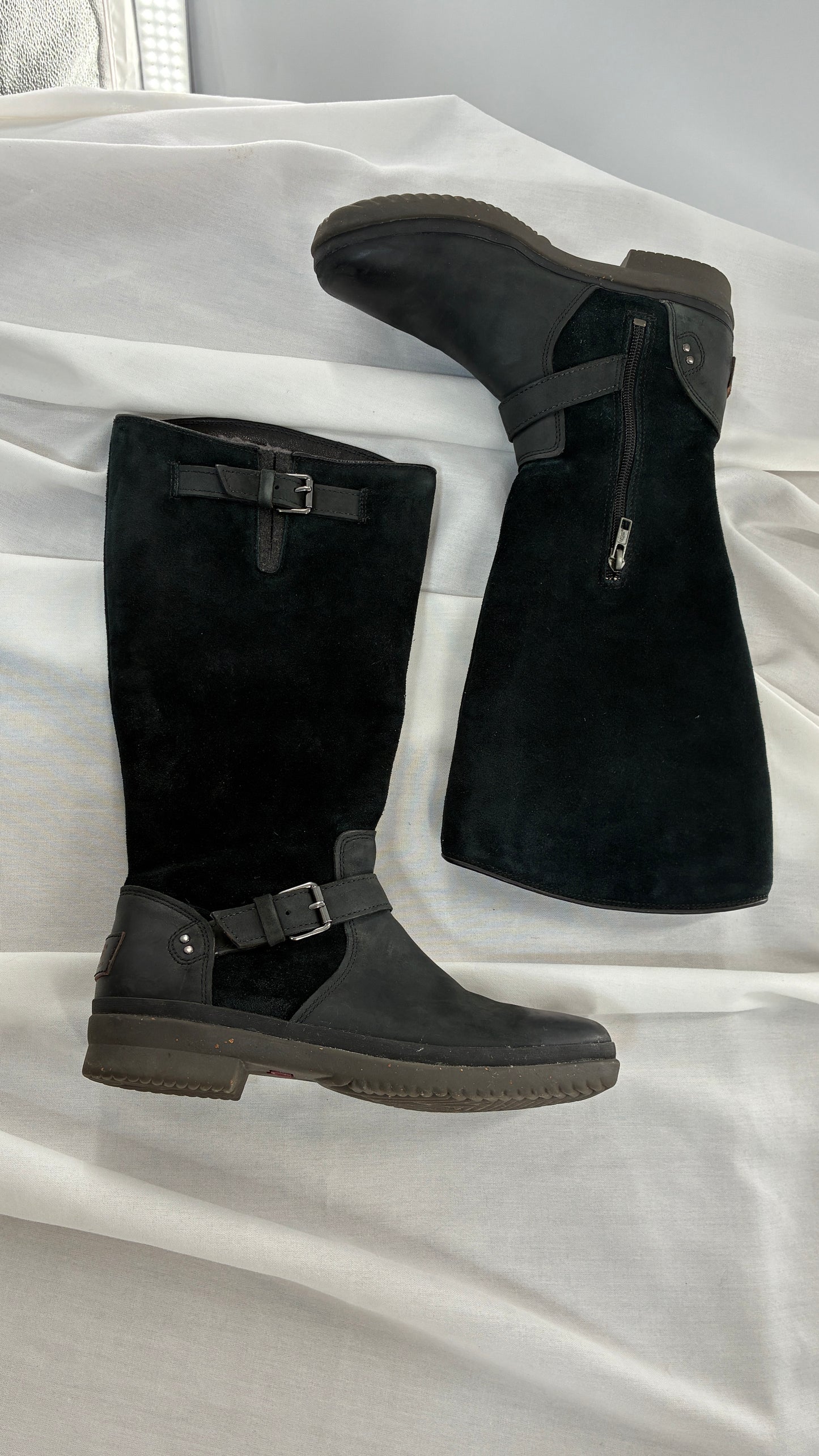 Vintage UGG Thomsen Boots Black Genuine Leather and Suede   (8)