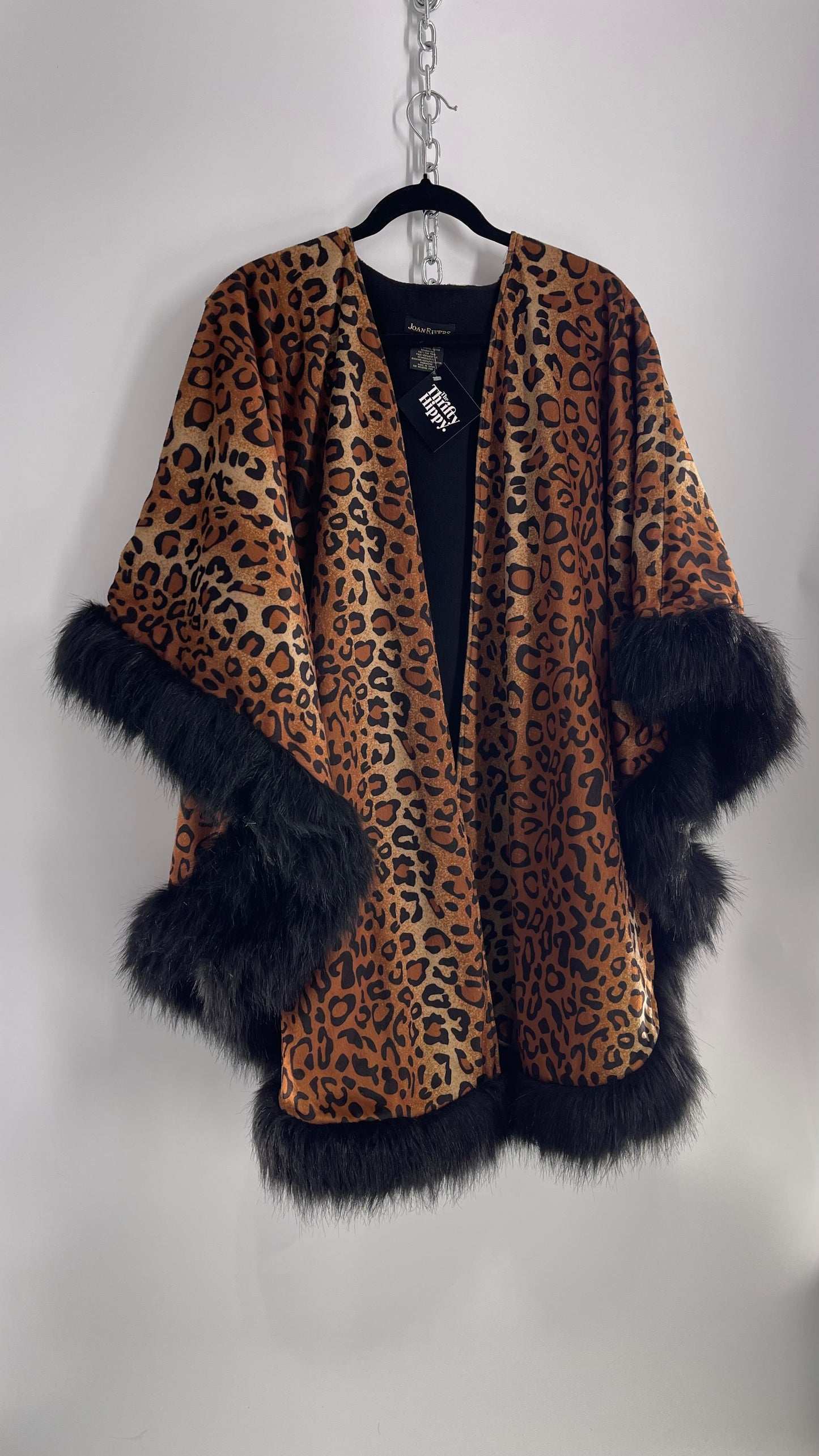 Joann Rivers Faux Fur Trim Reversible Black and Cheetah Thick Heavy Duty Cape (C)(One Size)