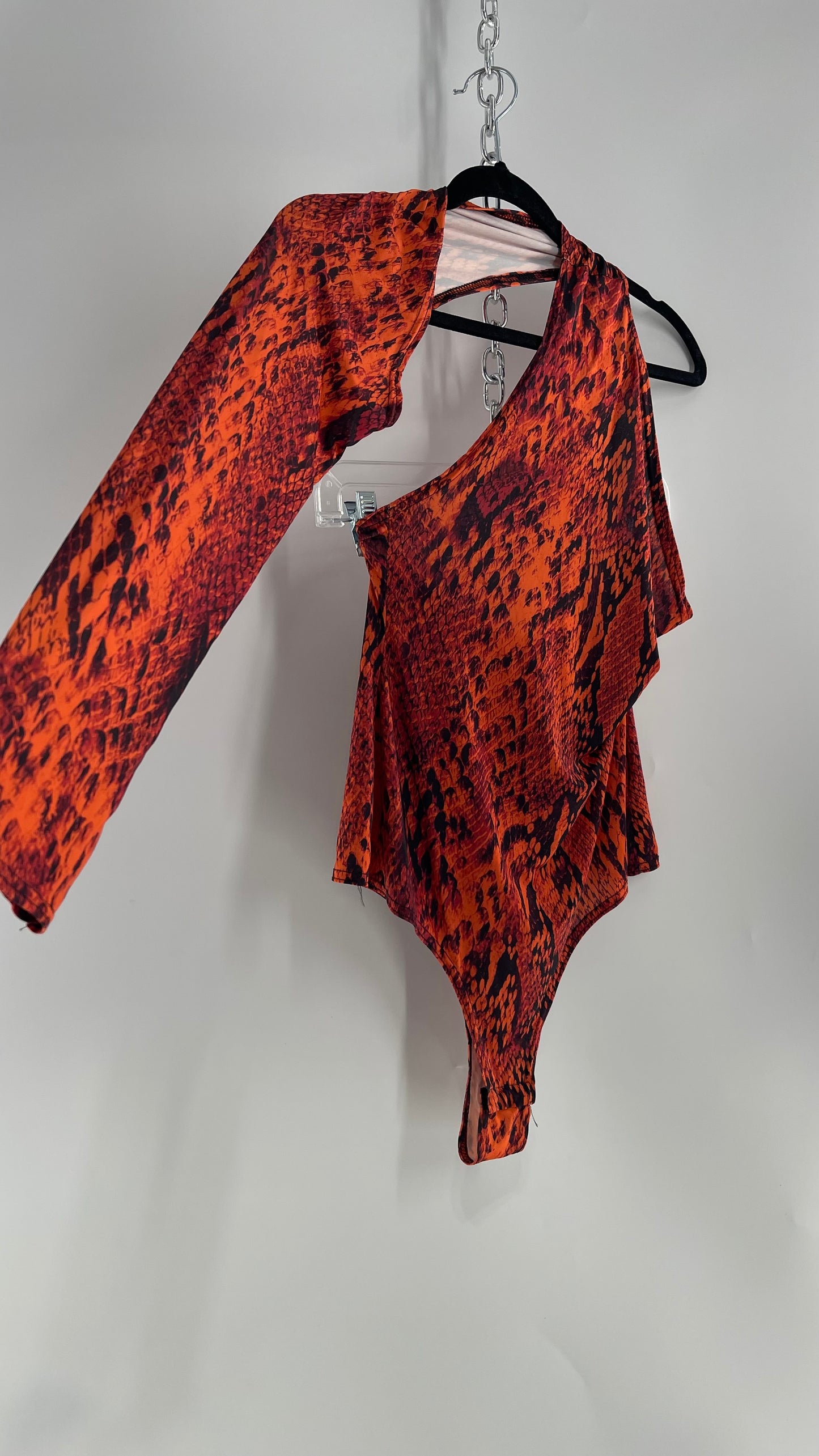 Pretty Little Thing Orange Snake Print Wrap Around Single Sleeve Bodysuit with Tags Attached(12)