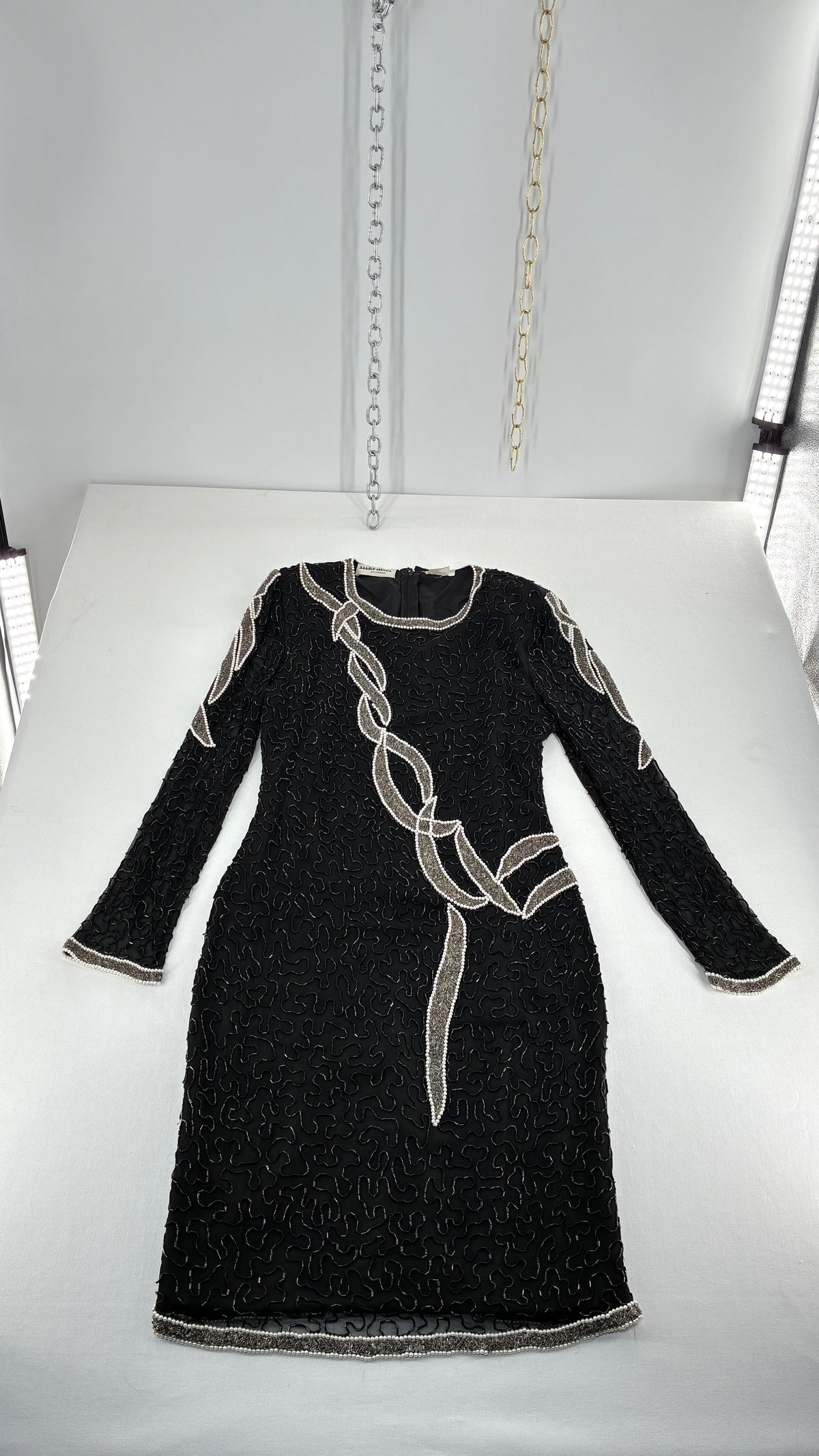 Vintage SILKY NITES BY CHERISH 100% Natural Silk Beaded Black Dress with Contrasting White Design (Medium)
