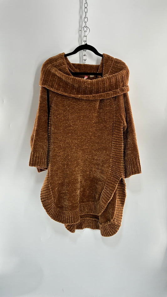 MOTH Chenille Corduroy Heavy Knit Off the Shoulder/Turtle Neck Slouchy Sweater (small)