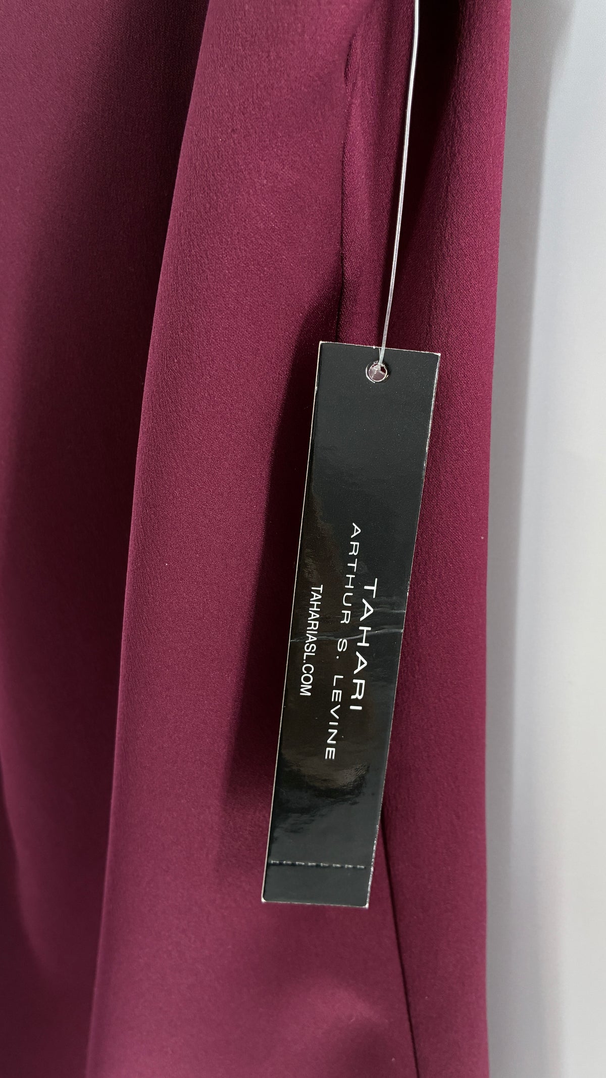 TAHARI Plum Tie Through, High Neck Tunic with Tags (Small)