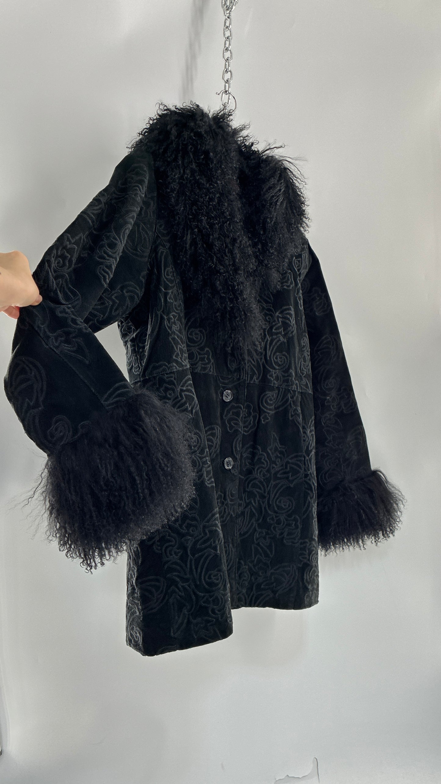 Vintage PHASE TWO Embroidered Black Genuine Suede Leather Coat with Mongolian Fur Collar and Cuffs (XXL)