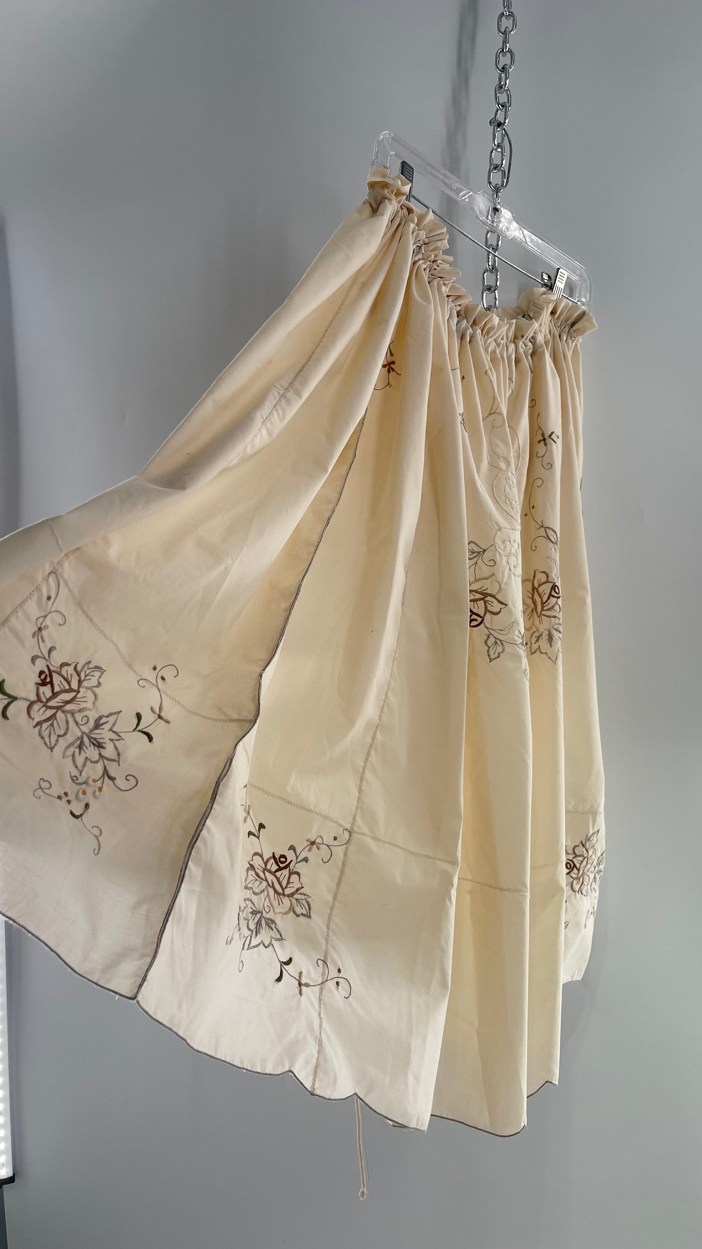 Custom Handmade Vintage Embroidered Off White Soirée Skirt (One Size)