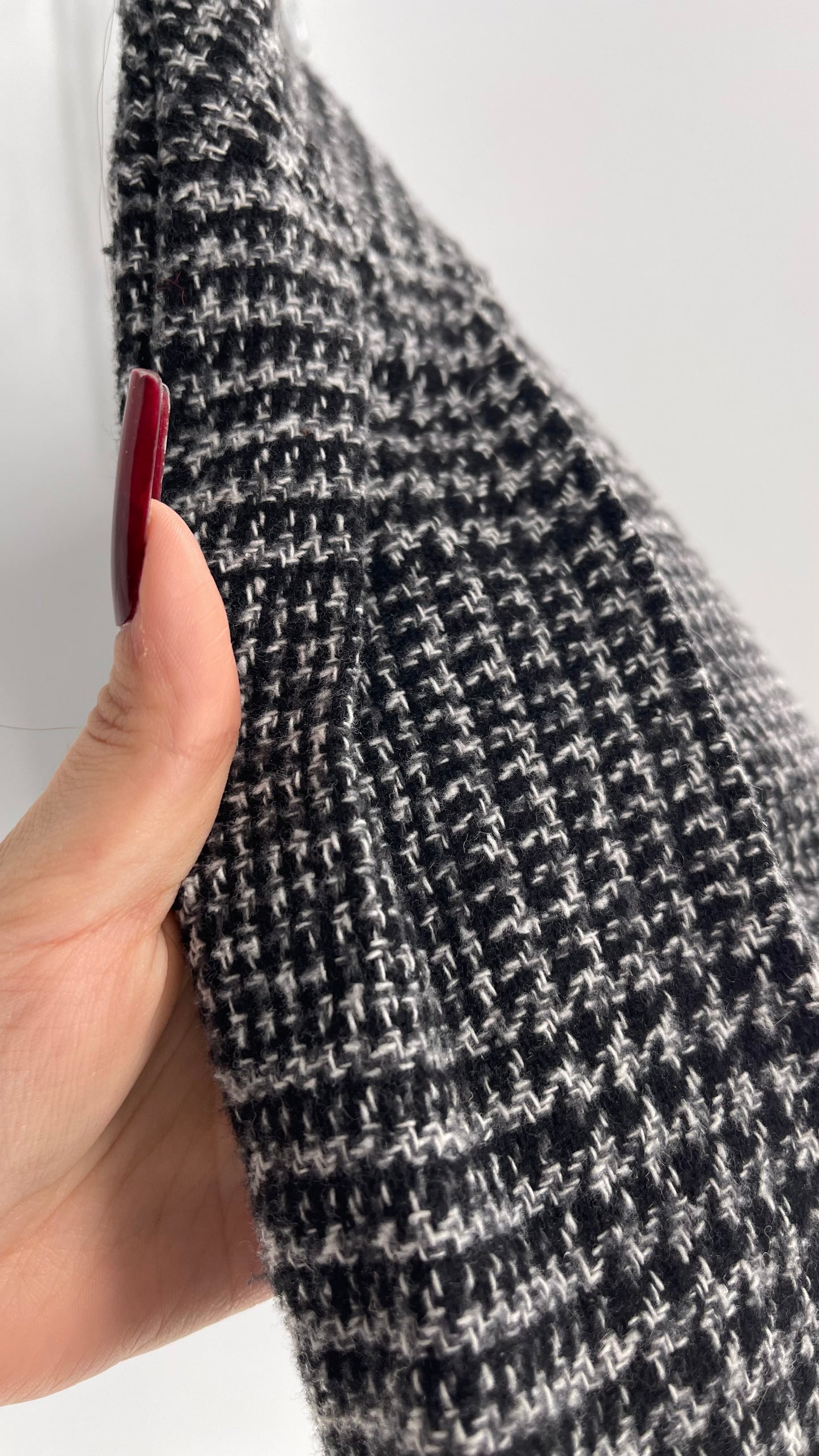 CHOU YATOU Tweed Black and White Knit Pleated Mini Skirt (XS)