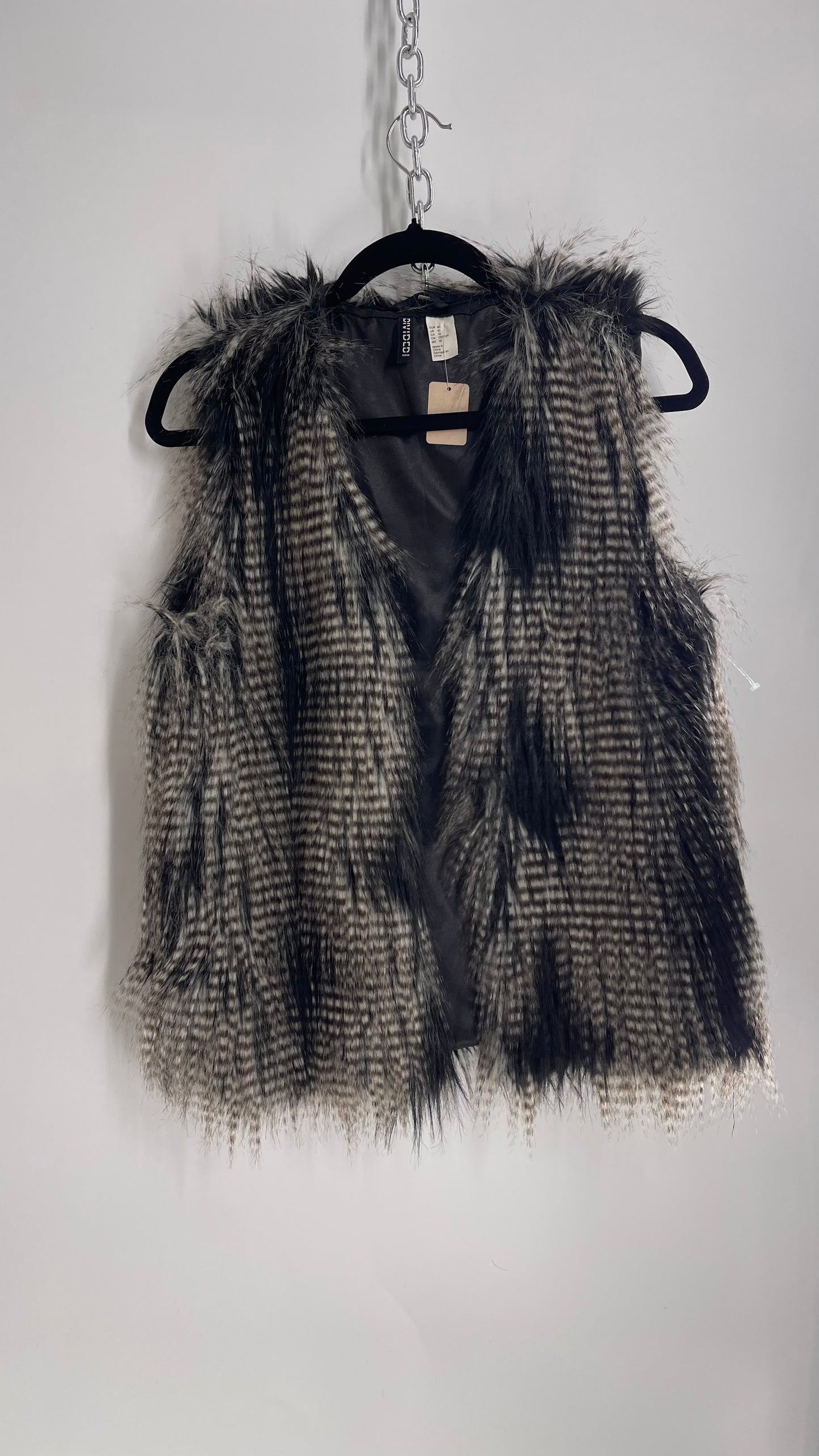 Black/Grey Faux Fur Vest (10)