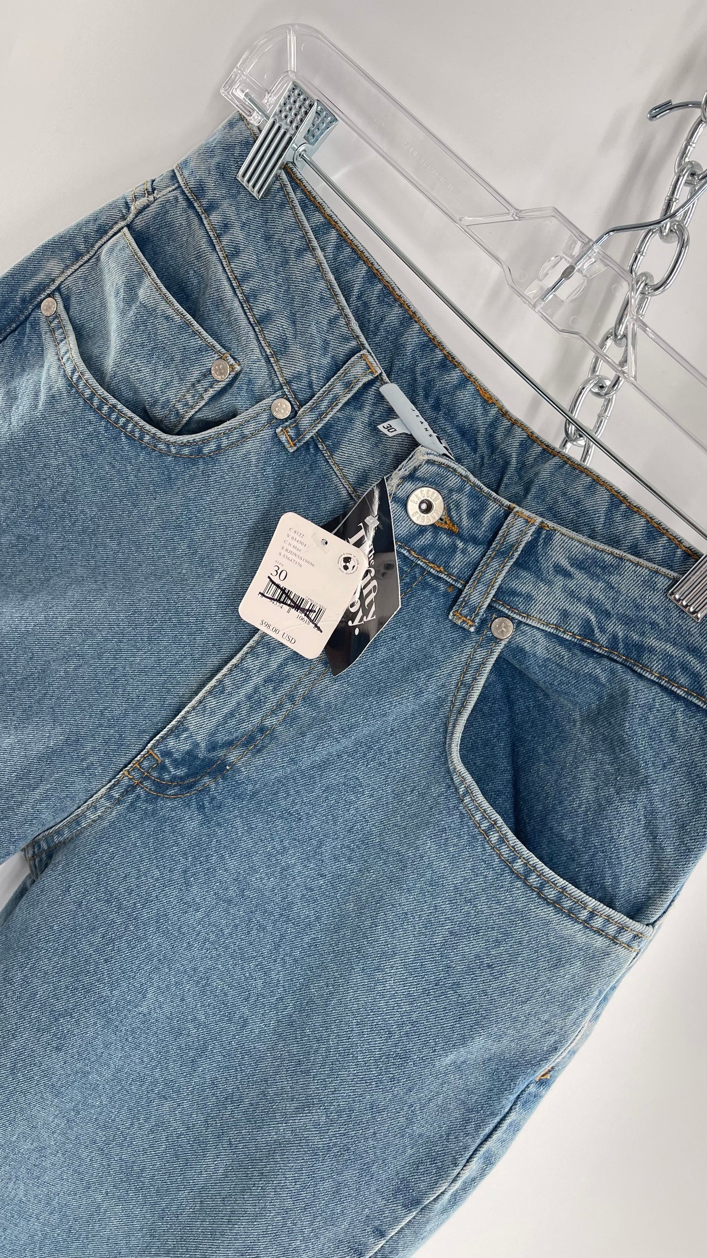 RAGGED PRIEST Free People Light Wash High Waisted Mom Jeans with Bum Tear with Tags Attached (30)