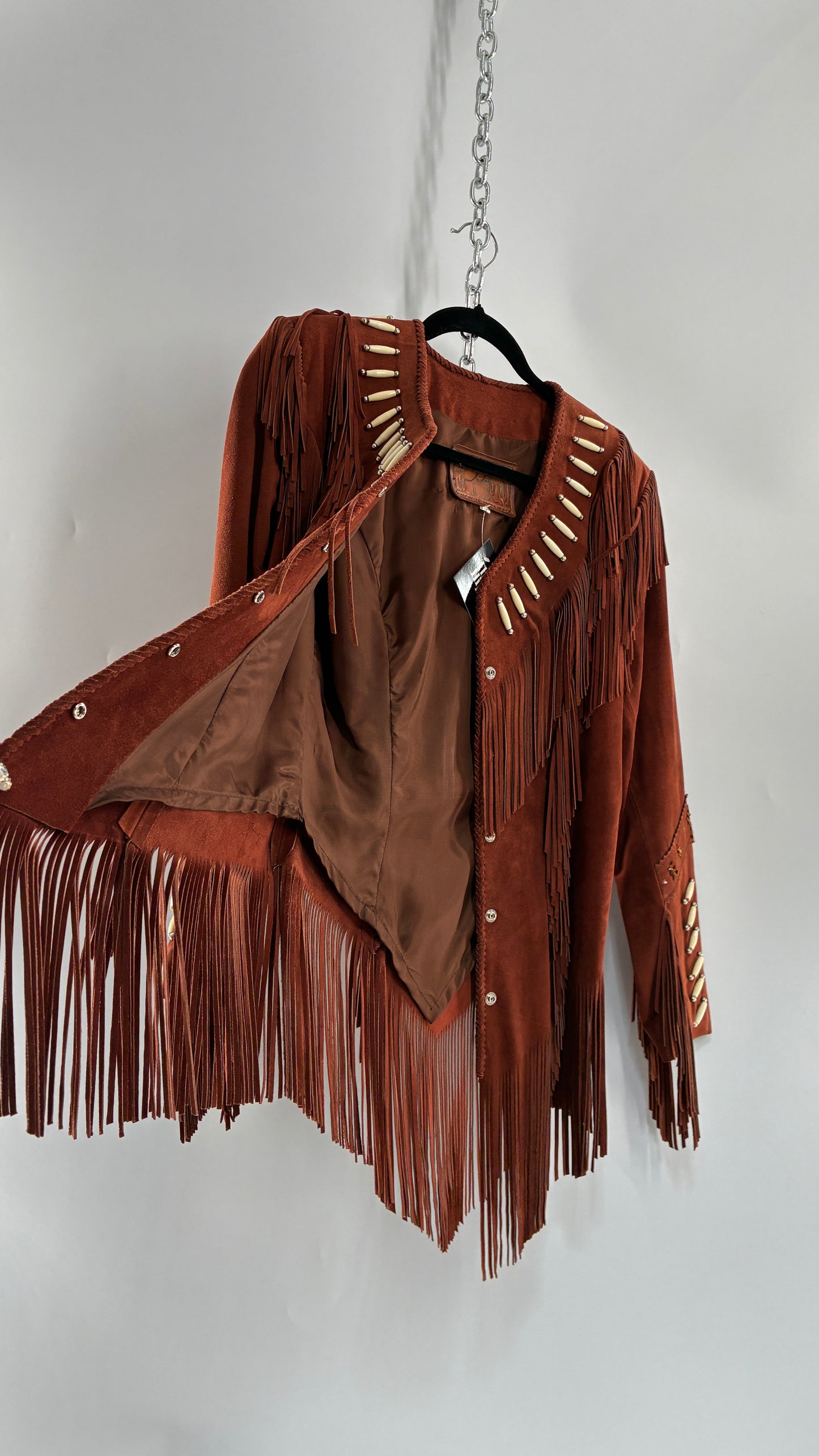 Vintage 1970s Suede Made in Old Senora Mexico Rust Thick Heavy Duty Suede Leather Jacket with Pointed Hemline, Beaded Details and Fringe Design (8)