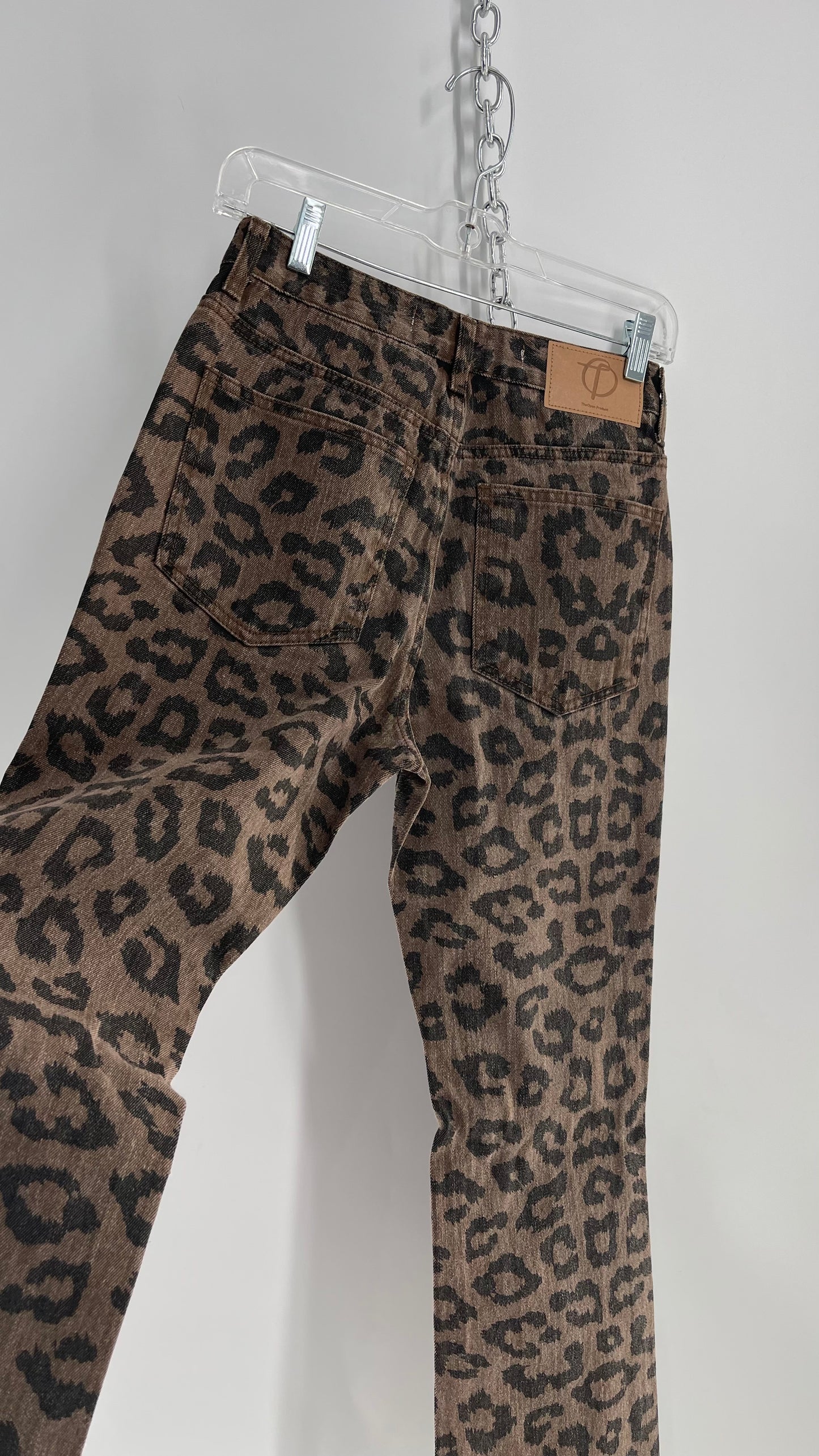 The Open Product Cheetah Print Brown Jeans with Buttons on Hem  (2)