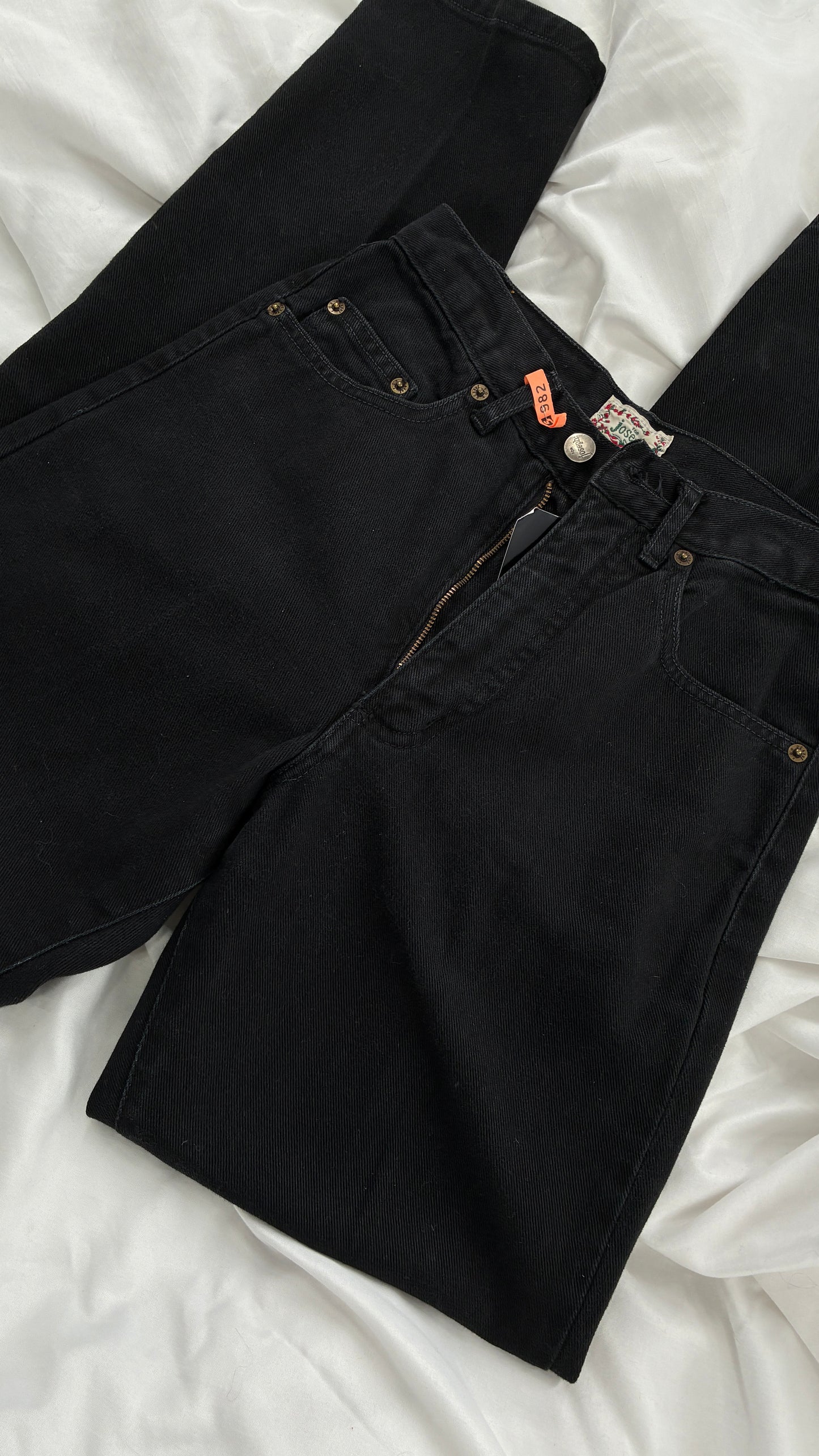 Vintage For Joseph Paris, France Black High Waisted Mom Jean (28)