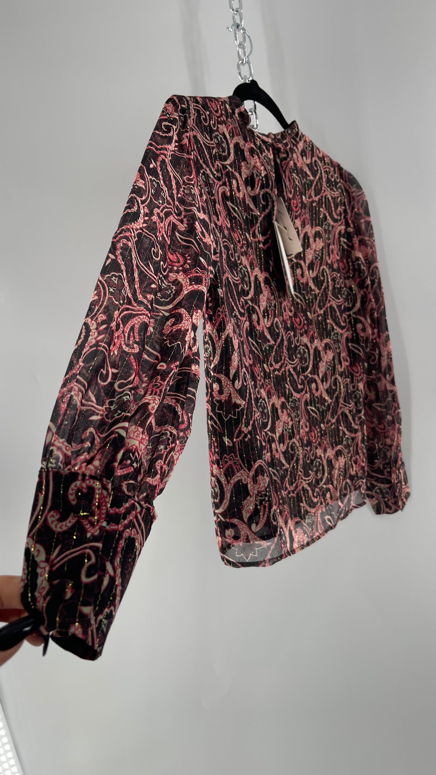 Kachel 95% Silk Black Paisley Blouse with Gold Tinsel Bessie Anthropologie (6)