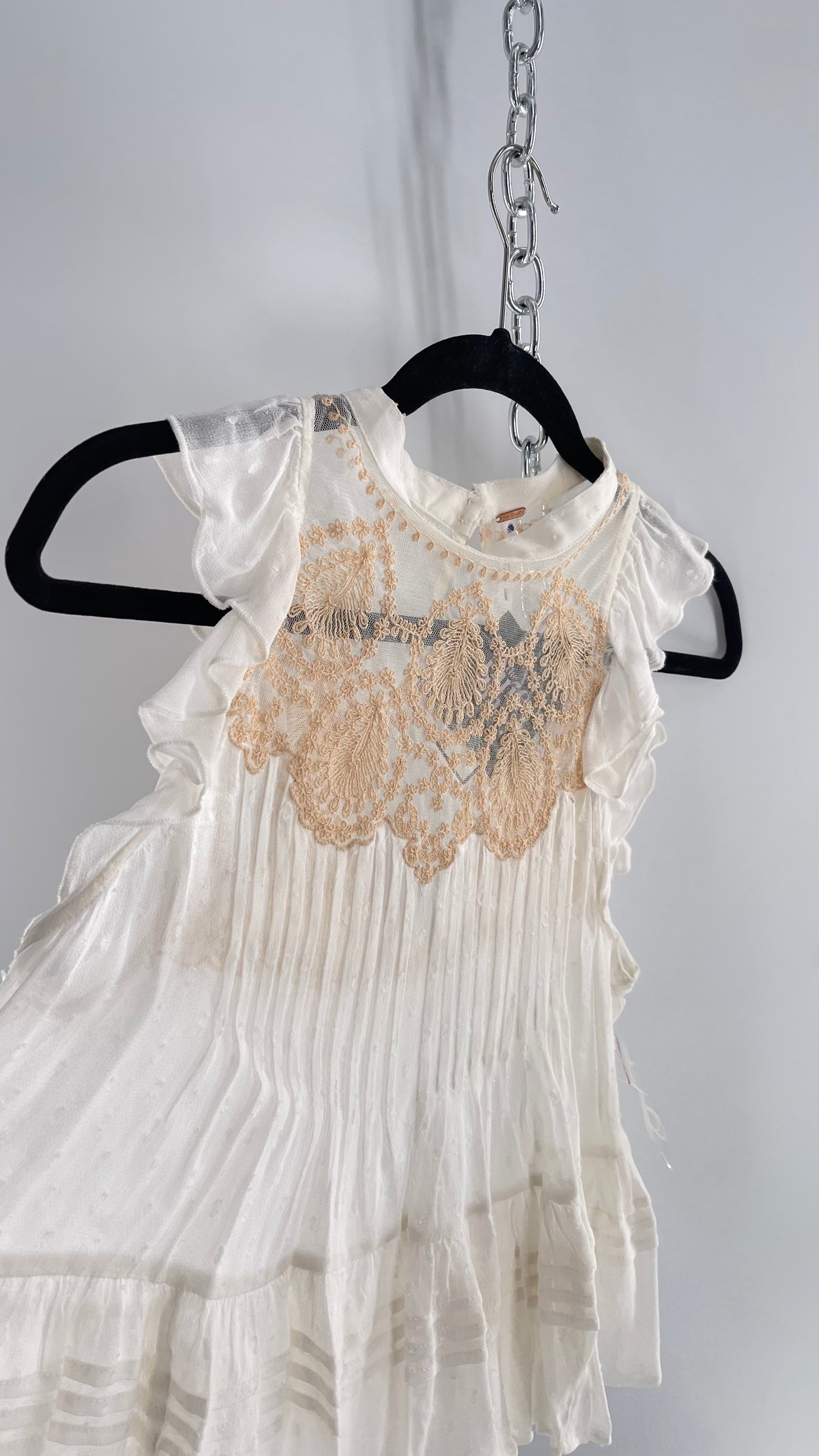 Free People Delicate,Romantic Feminine Sleeveless Blouse with Pleating, Embroidery and Keyhole Back (XS)