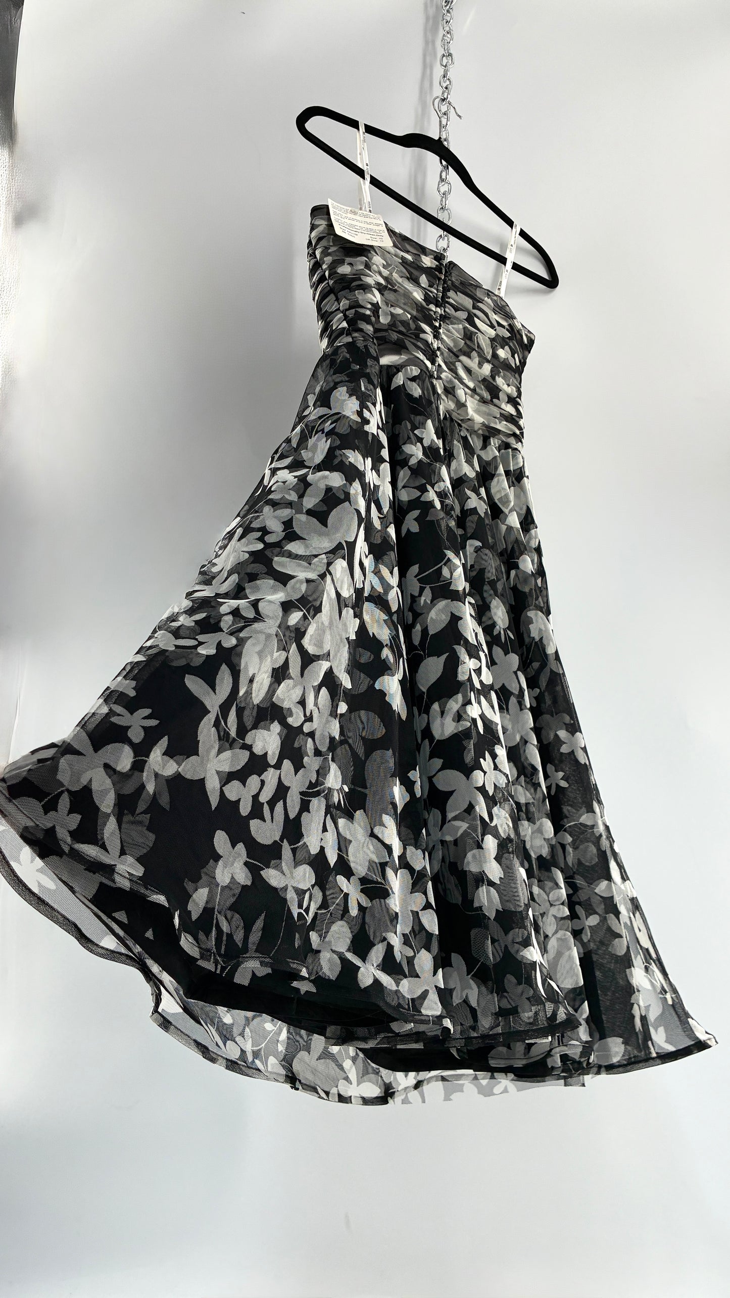 Deadstock Vintage TADASHI Ruched Bust Circle Skirt 1950s Style Black and White Dress (10)