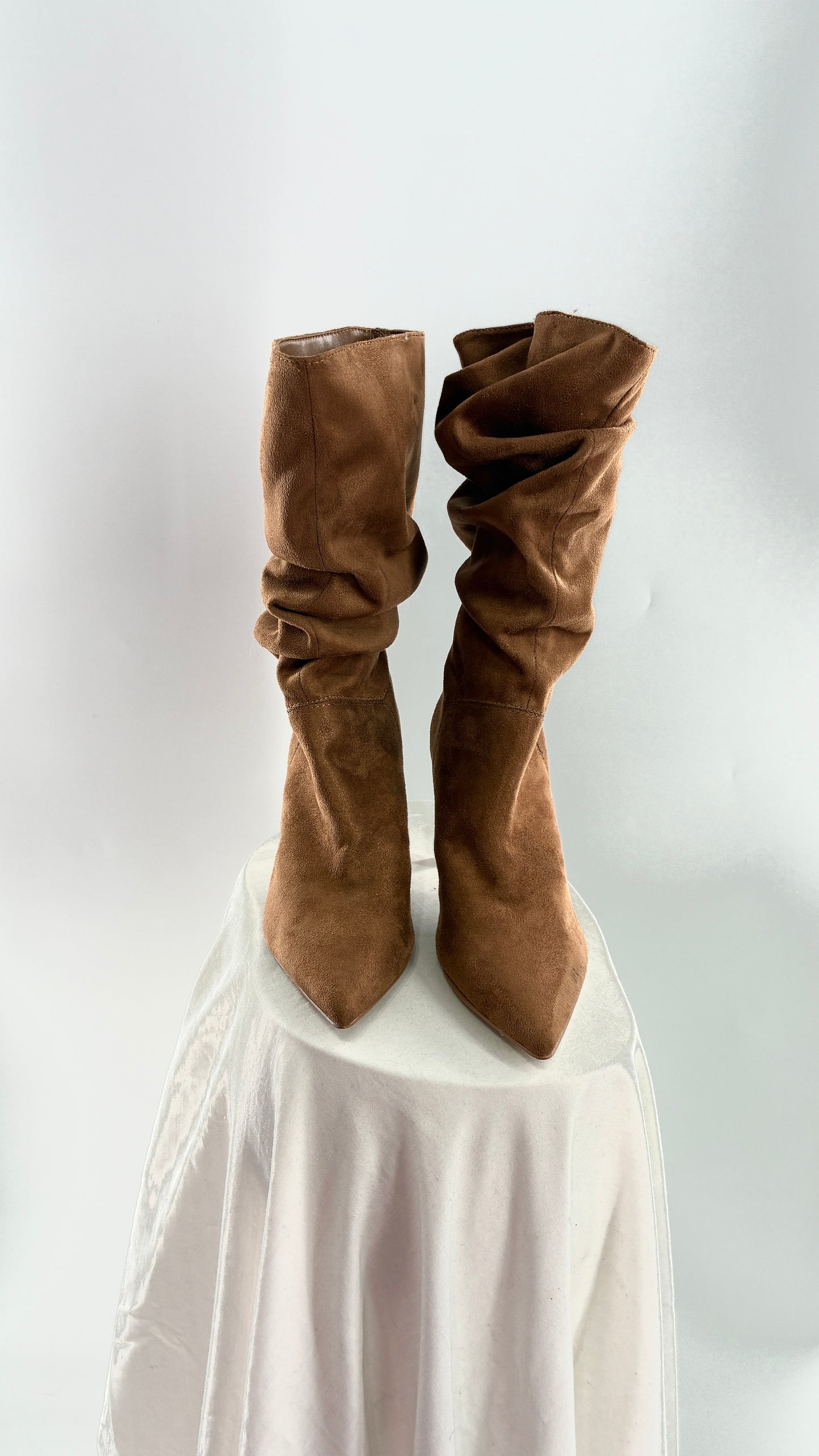 Vintage NINE WEST 1990s Scrunched Pointed Toe Boots (6.5)