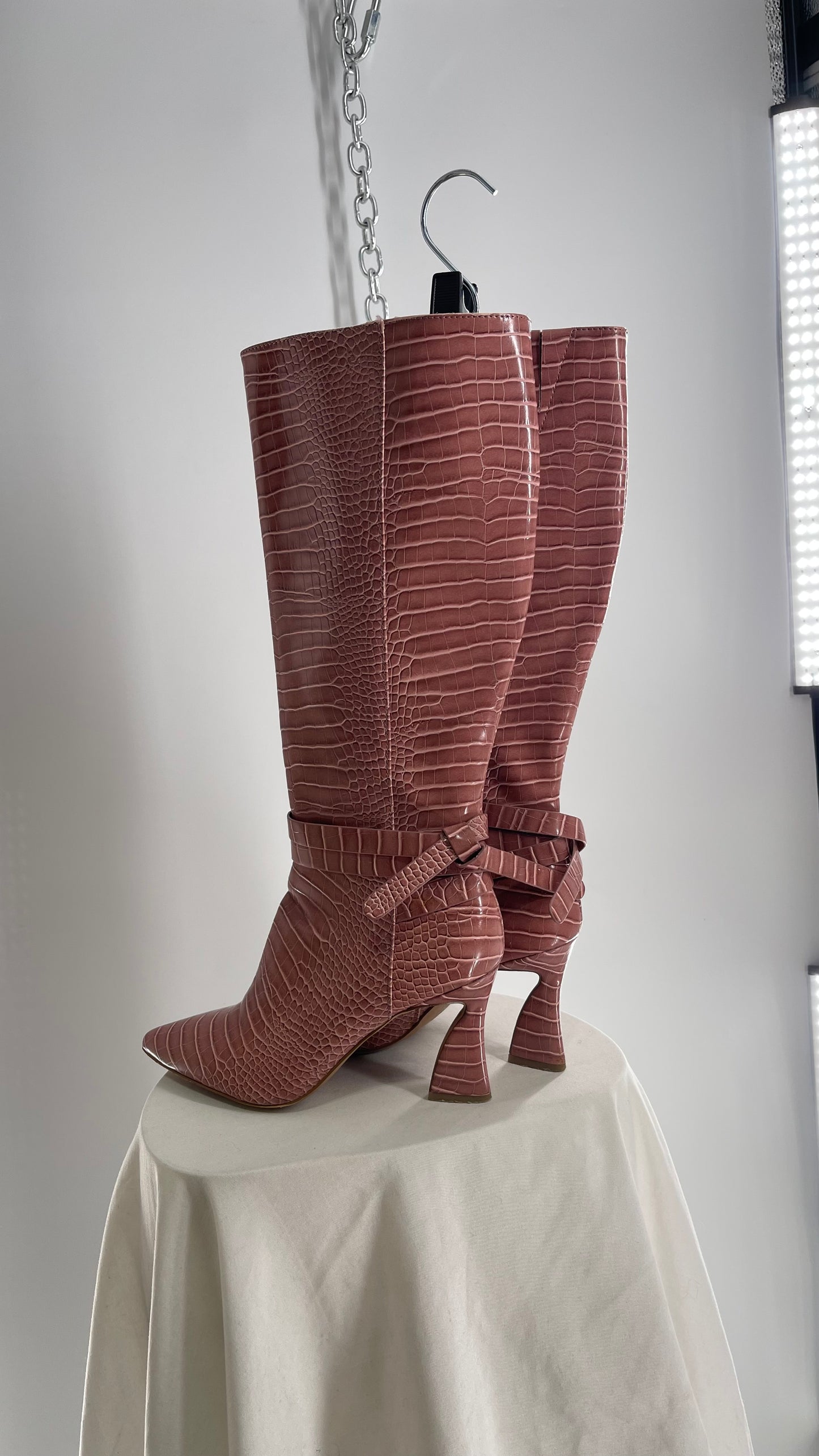 Charles David Rose Pink Crocodile Embossed Pointed Toe Boots (7)