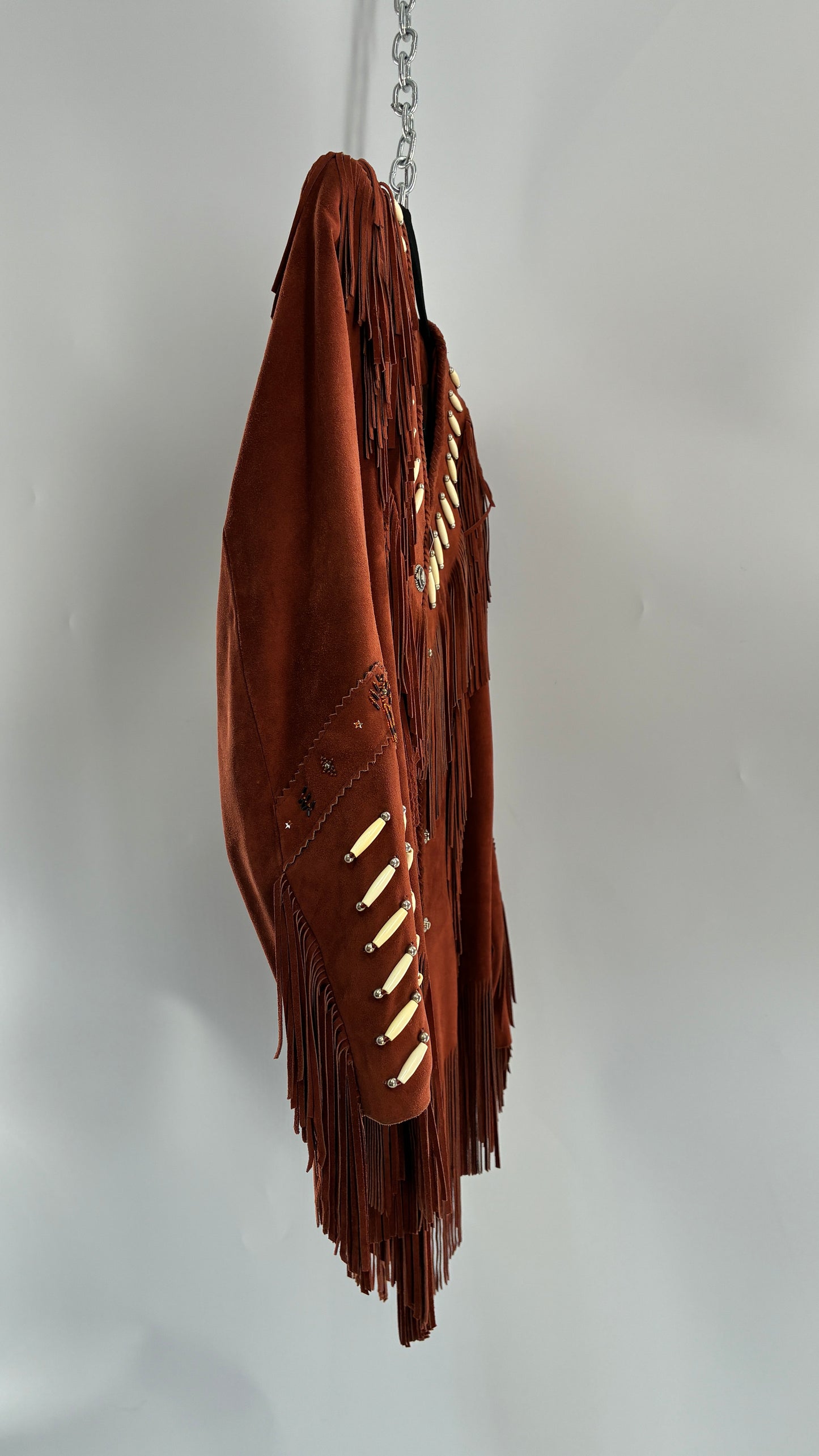 Vintage 1970s Suede Made in Old Senora Mexico Rust Thick Heavy Duty Suede Leather Jacket with Pointed Hemline, Beaded Details and Fringe Design (8)