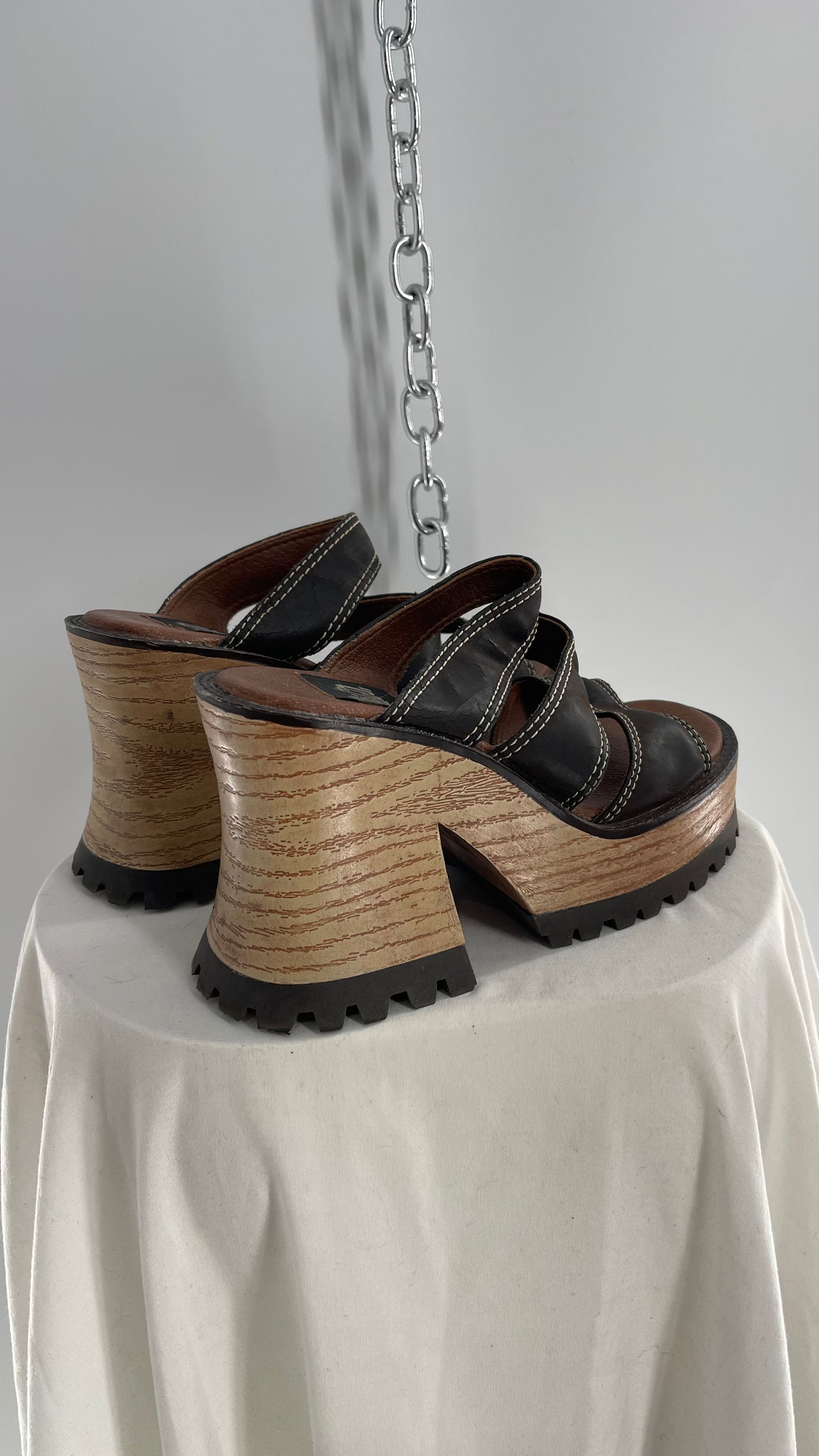 Rare Vintage 9&Co 1990s Brown Leather Strappy Chunky Wooden Platform Funky Heel (7)