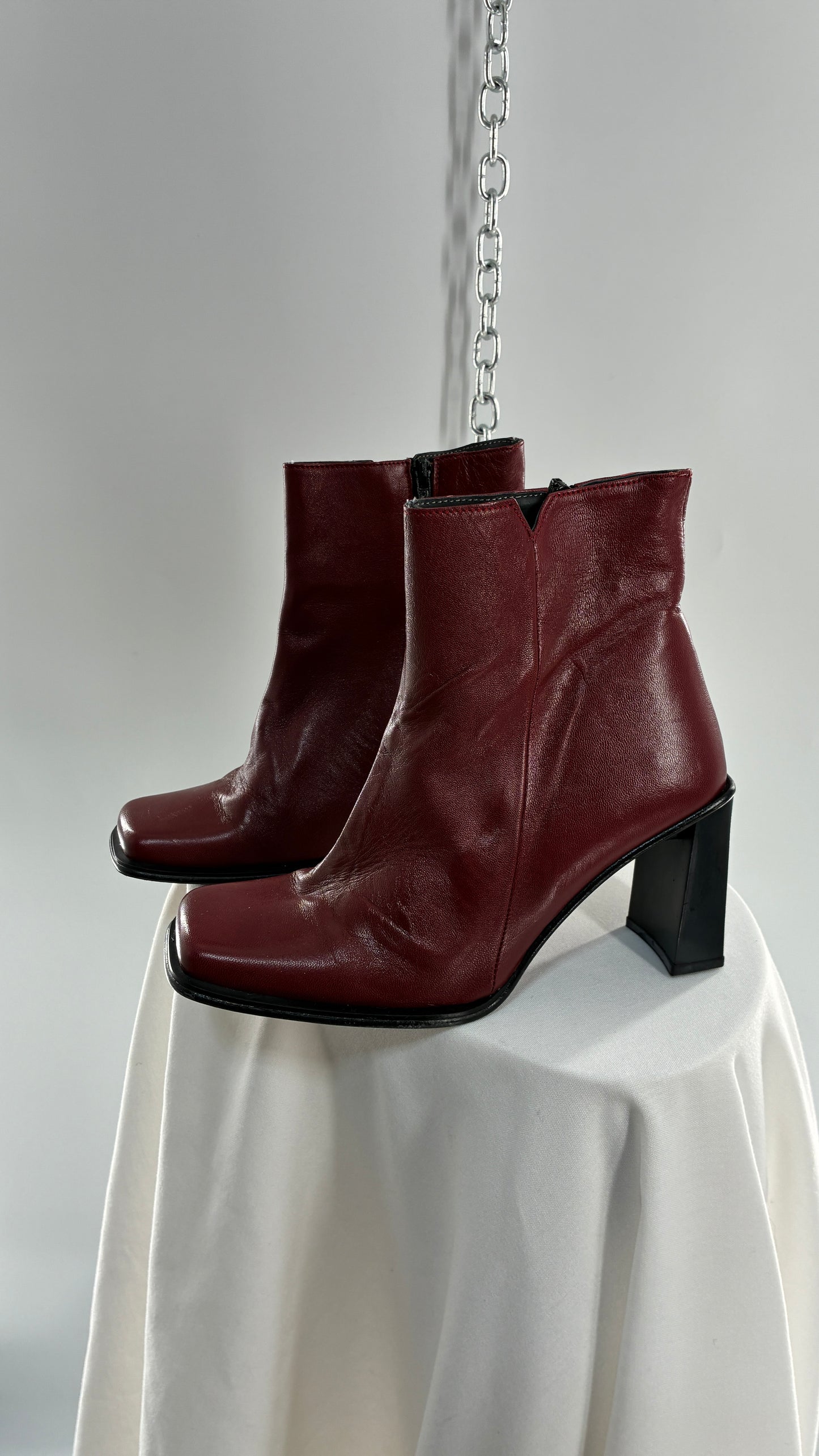 Vintage APARATUS BOOTS Red Genuine Leather Square Toe, Square Heel Boots with Purple Sole (38)