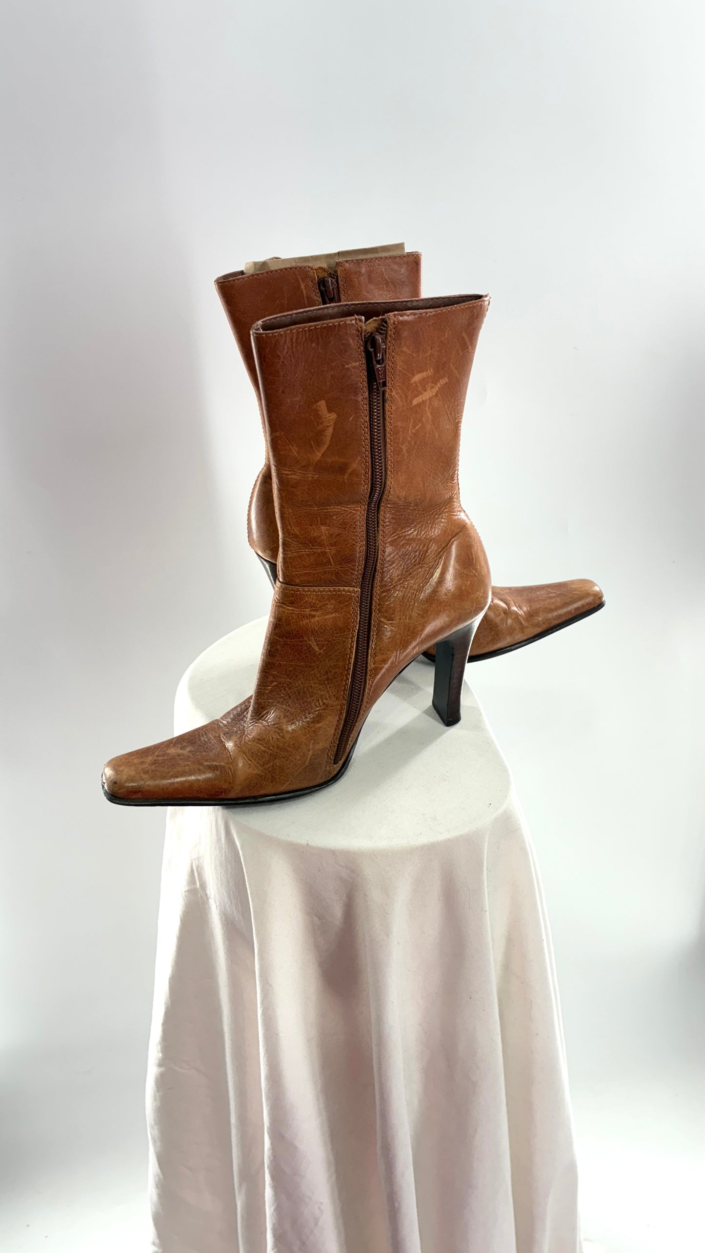 Vintage 1990s STEVE MADDEN Joesie Distressed Leather Pointed Square Toe Booties Made in Brazil (8)