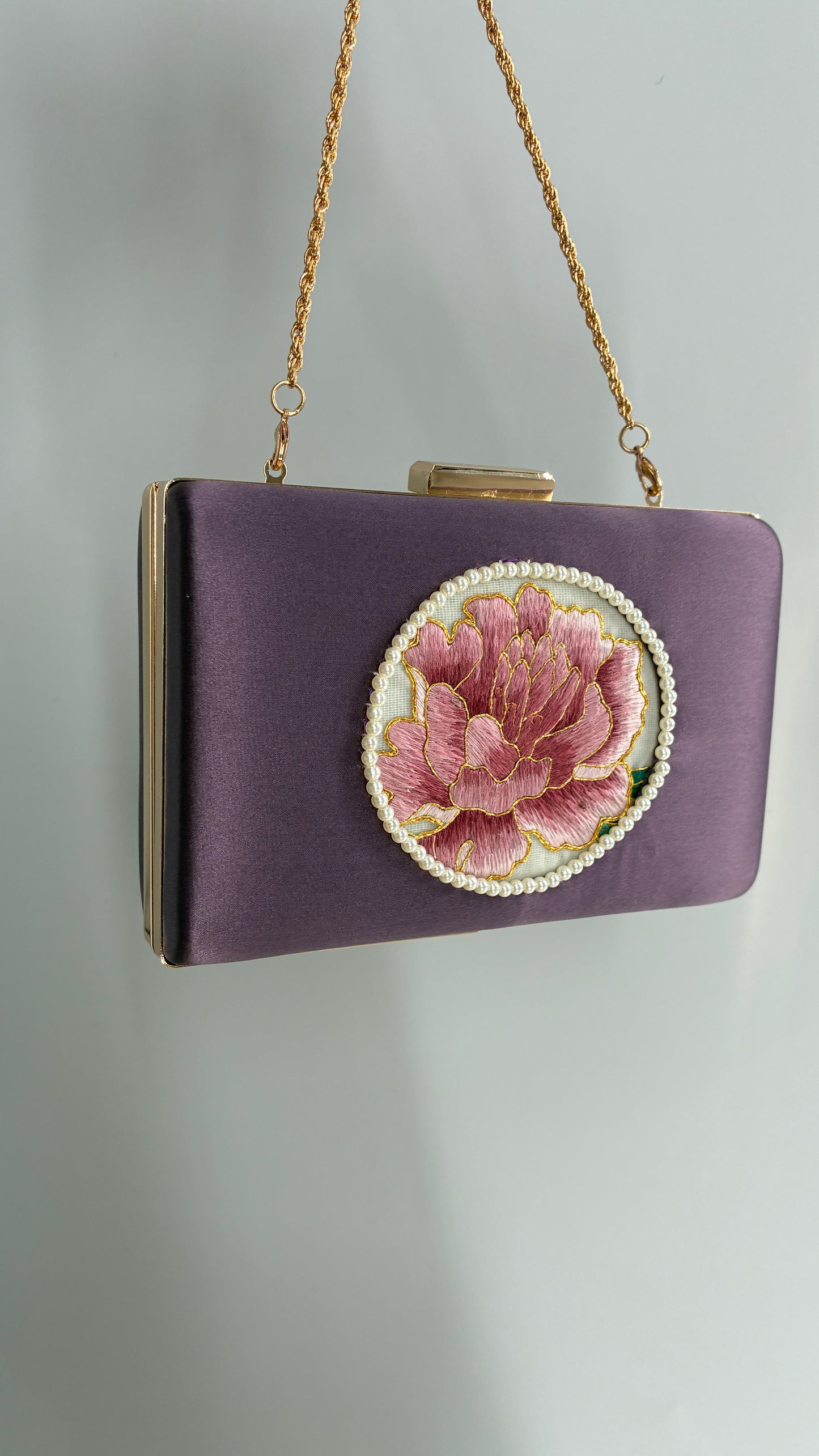 Vintage Hand Embroidered Flower Purse with Pearl Detailing