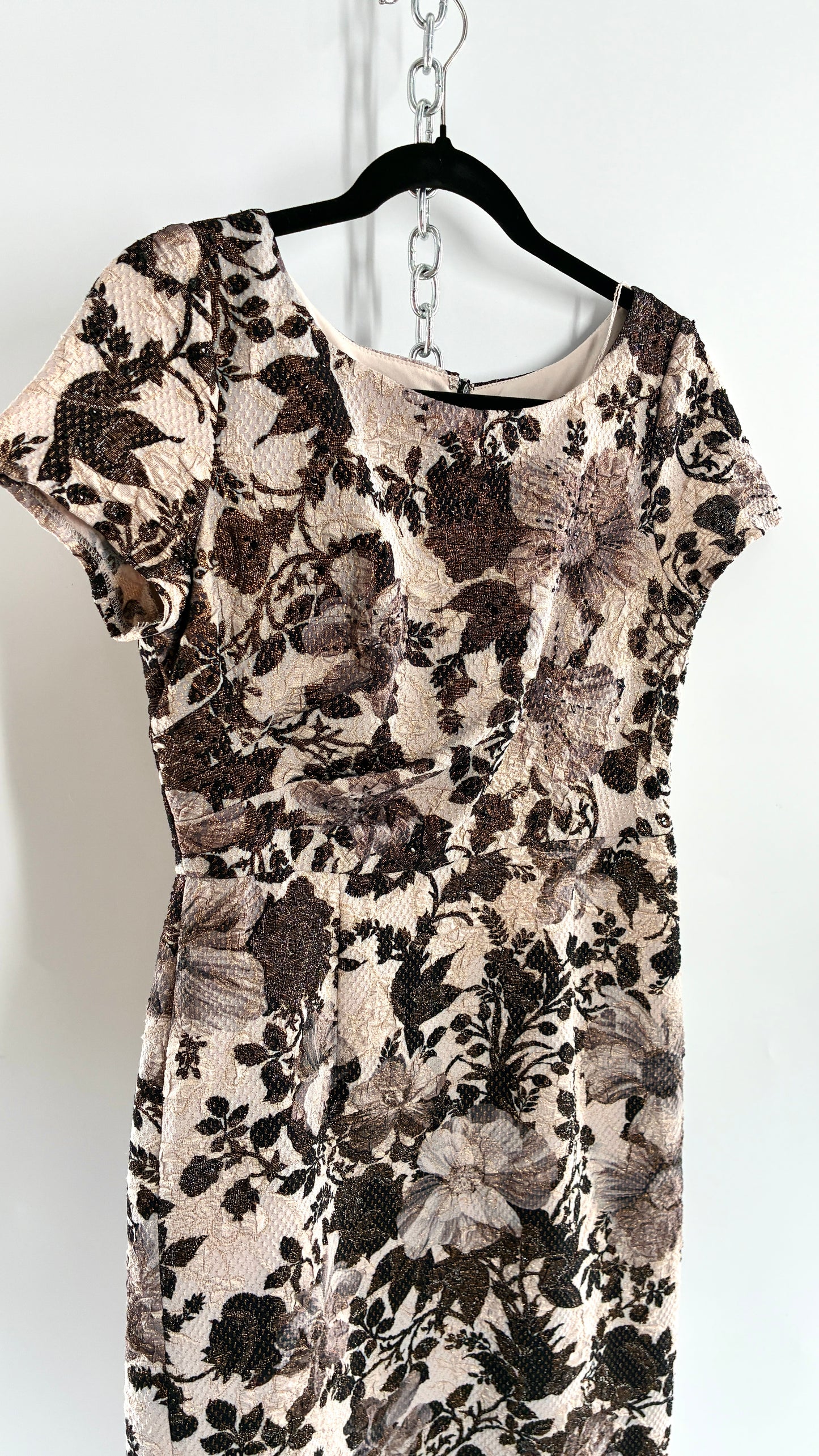 Vintage Adrianna Papell Neutral Floral Dress with Beading and Gold Sheen (6P)