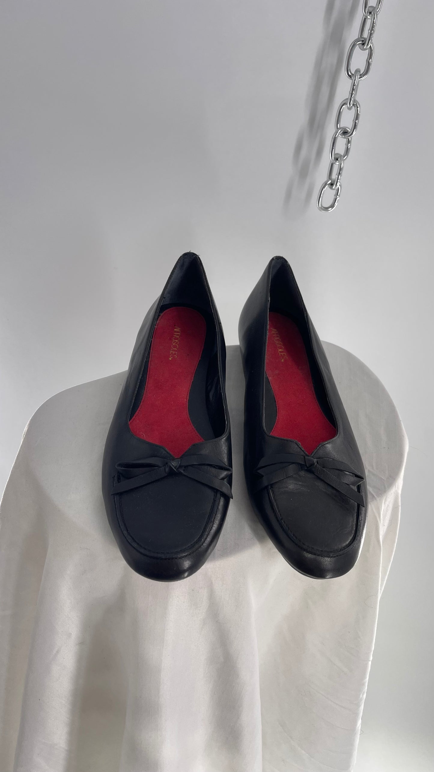 Vintage Aerosoles Black Leather Bow Front Flats (8)