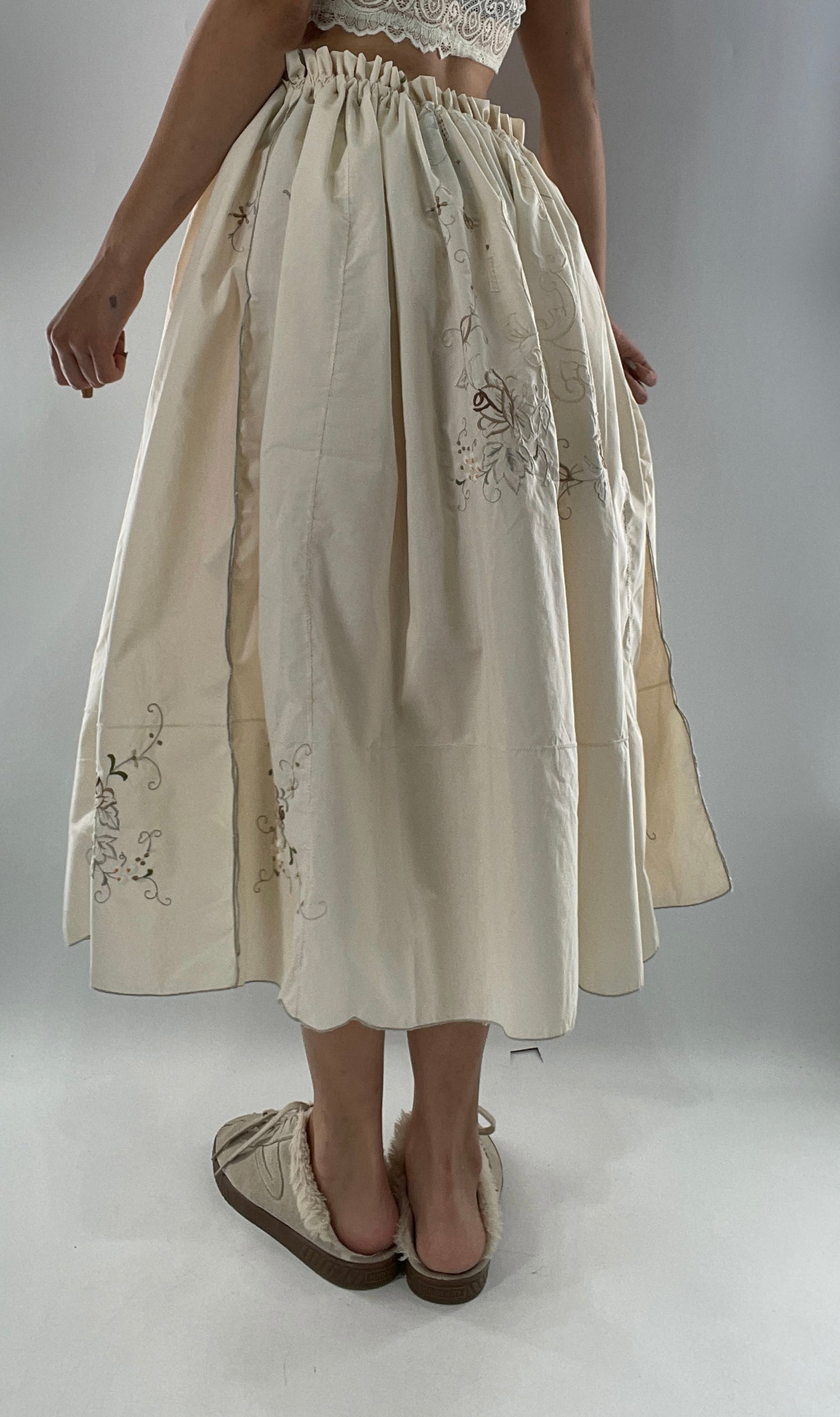 Custom Handmade Vintage Embroidered Off White Soirée Skirt (One Size)